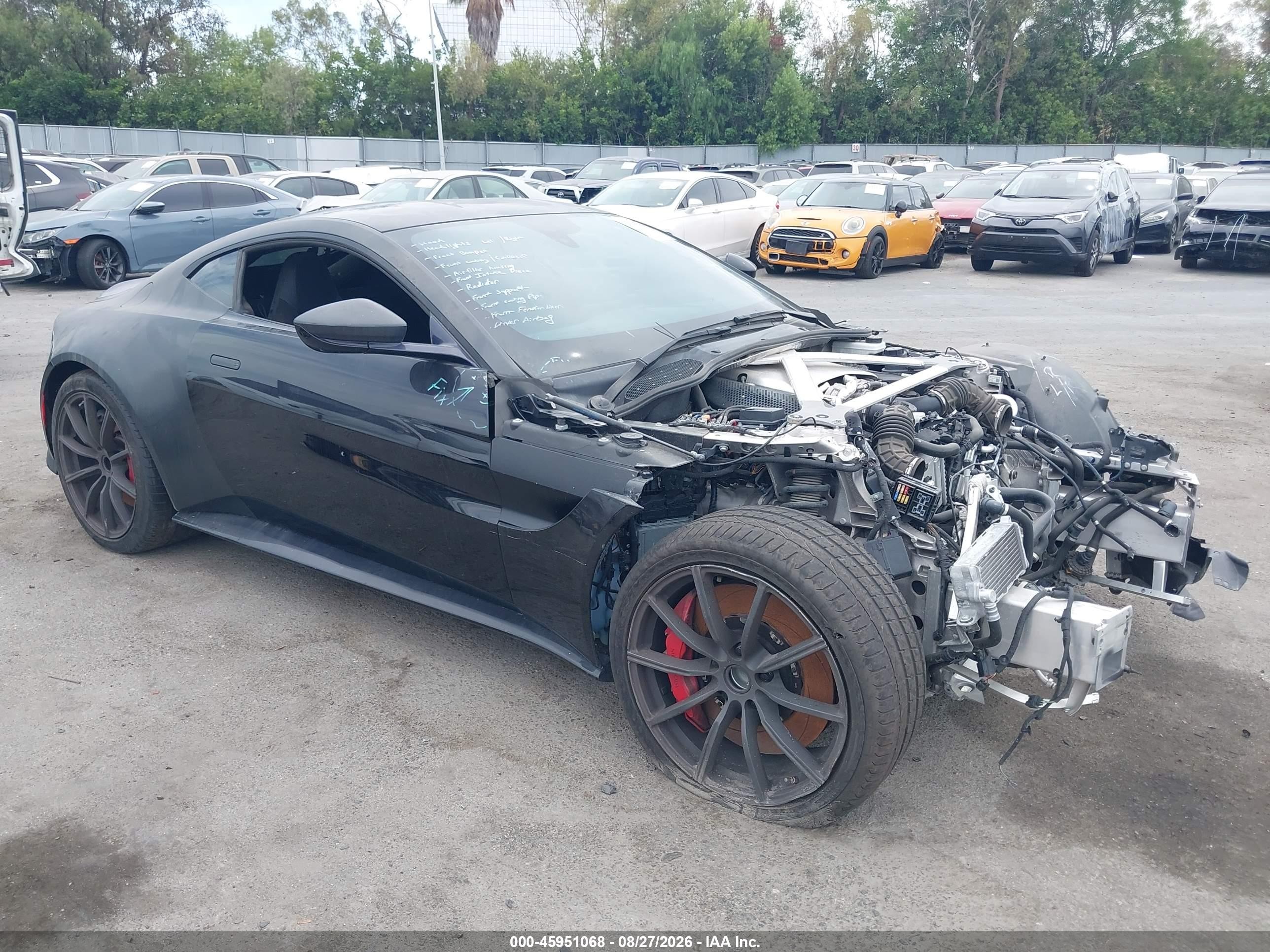 2020 Aston Martin Vantage VIN SCFSMGAW2LGN03311 — IAAI salvage auction photo