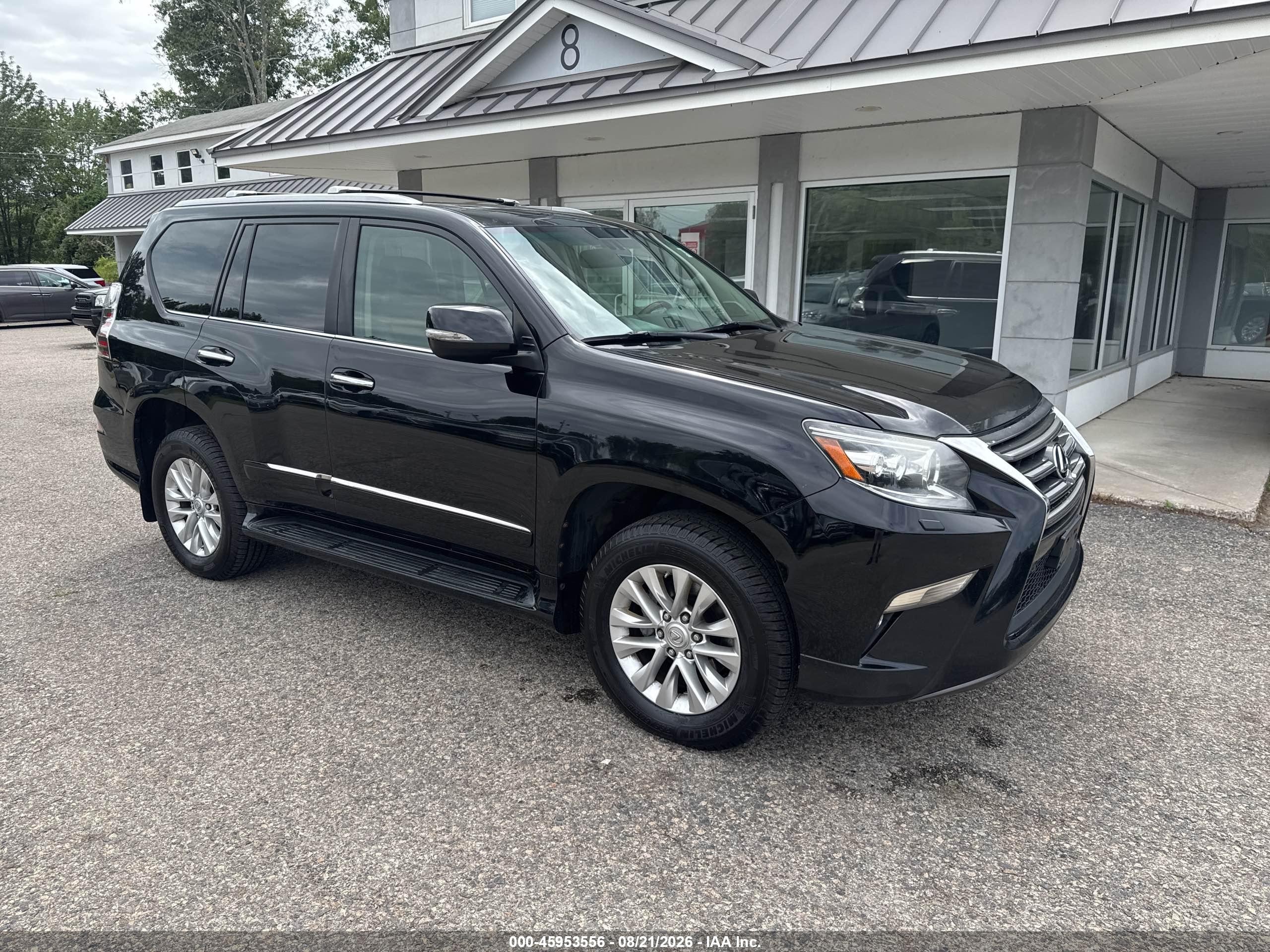 2014 Lexus GX 460 VIN JTJBM7FX8E5067754 — IAAI salvage auction photo