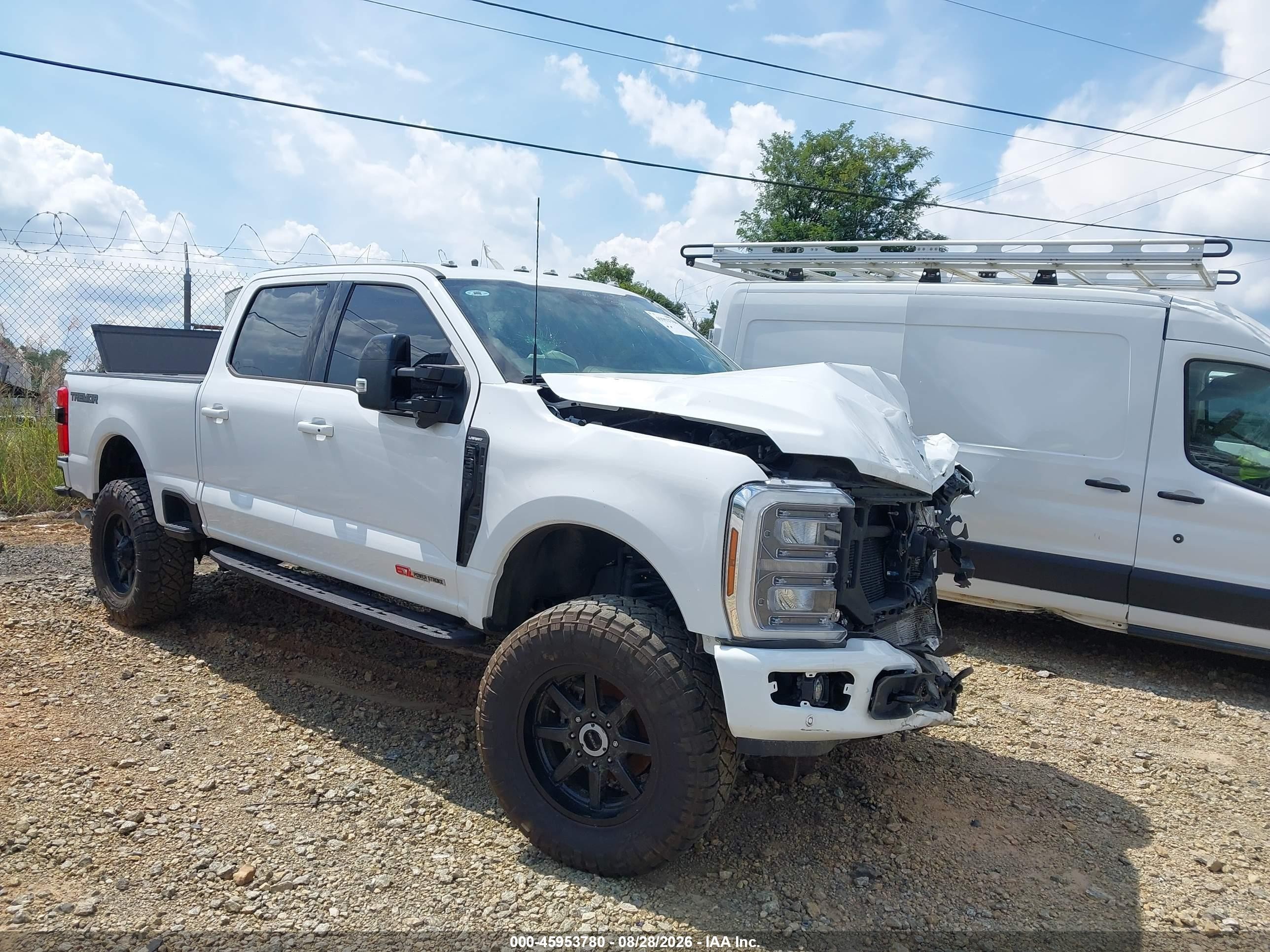 2024 Ford F-350 VIN 1FT8W3BM0RED81223 — IAAI salvage auction photo