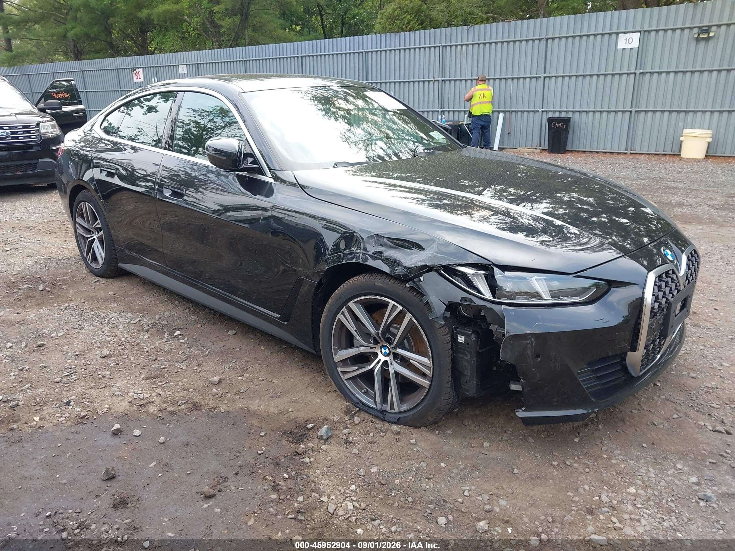 2026 BMW 4 Series VIN WBA33FB03TFW81225 IAAI salvage auction — Side, Clear (New York), sold $25,750 on 2026-09-11 (photo 1)