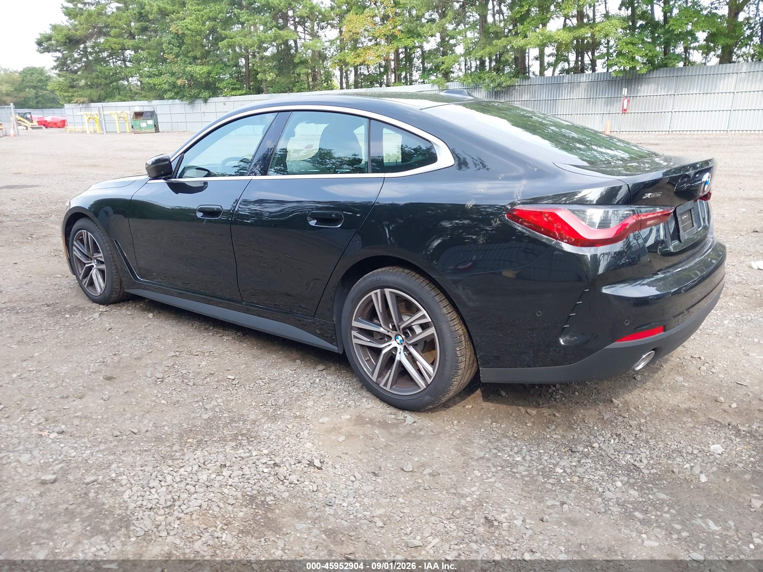 2026 BMW 4 Series VIN WBA33FB03TFW81225 IAAI salvage auction — Side, Clear (New York), sold $25,750 on 2026-09-11 (photo 3)