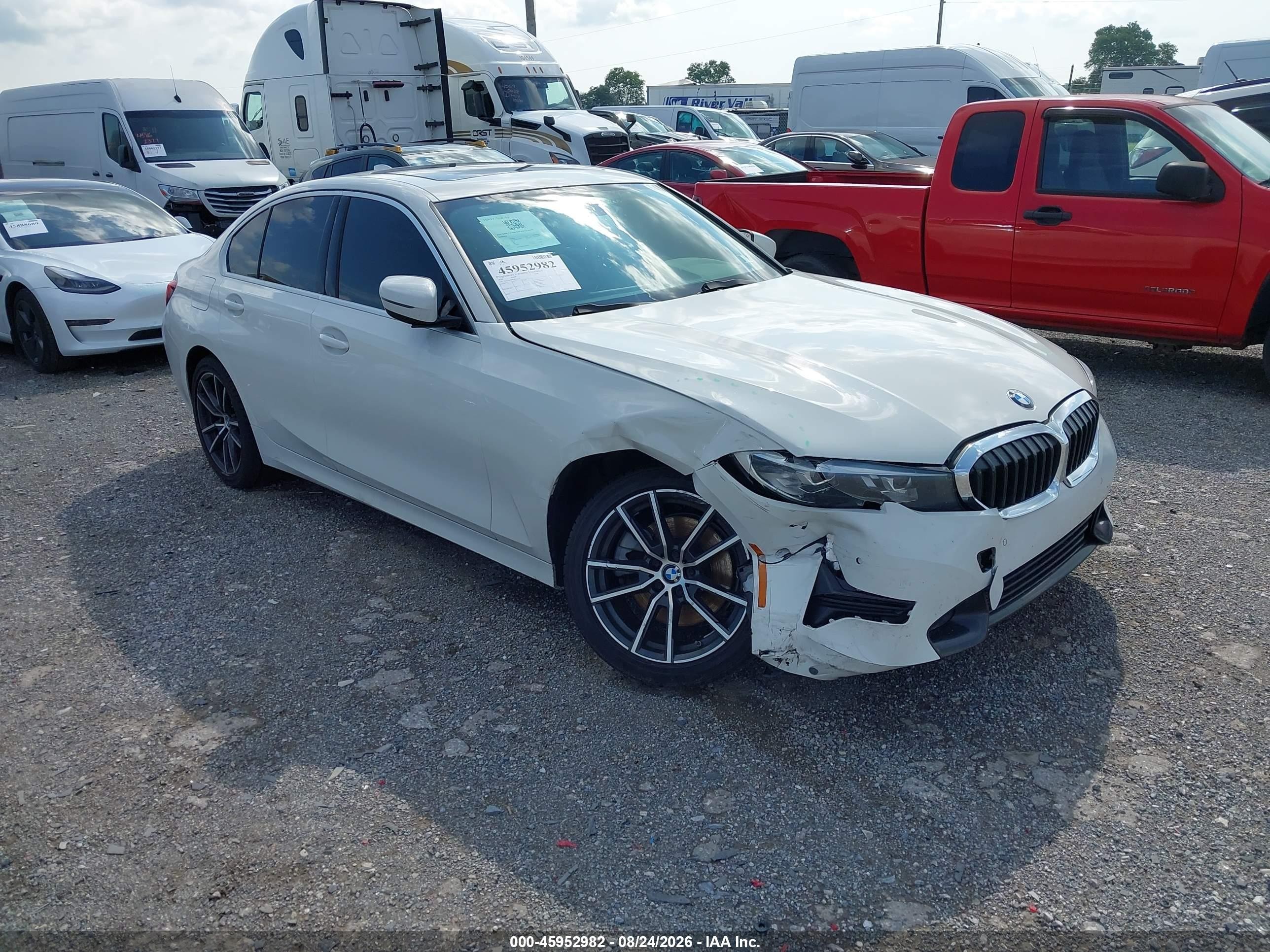 2020 BMW 3 Series VIN 3MW5R7J09L8B10359 — IAAI salvage auction photo