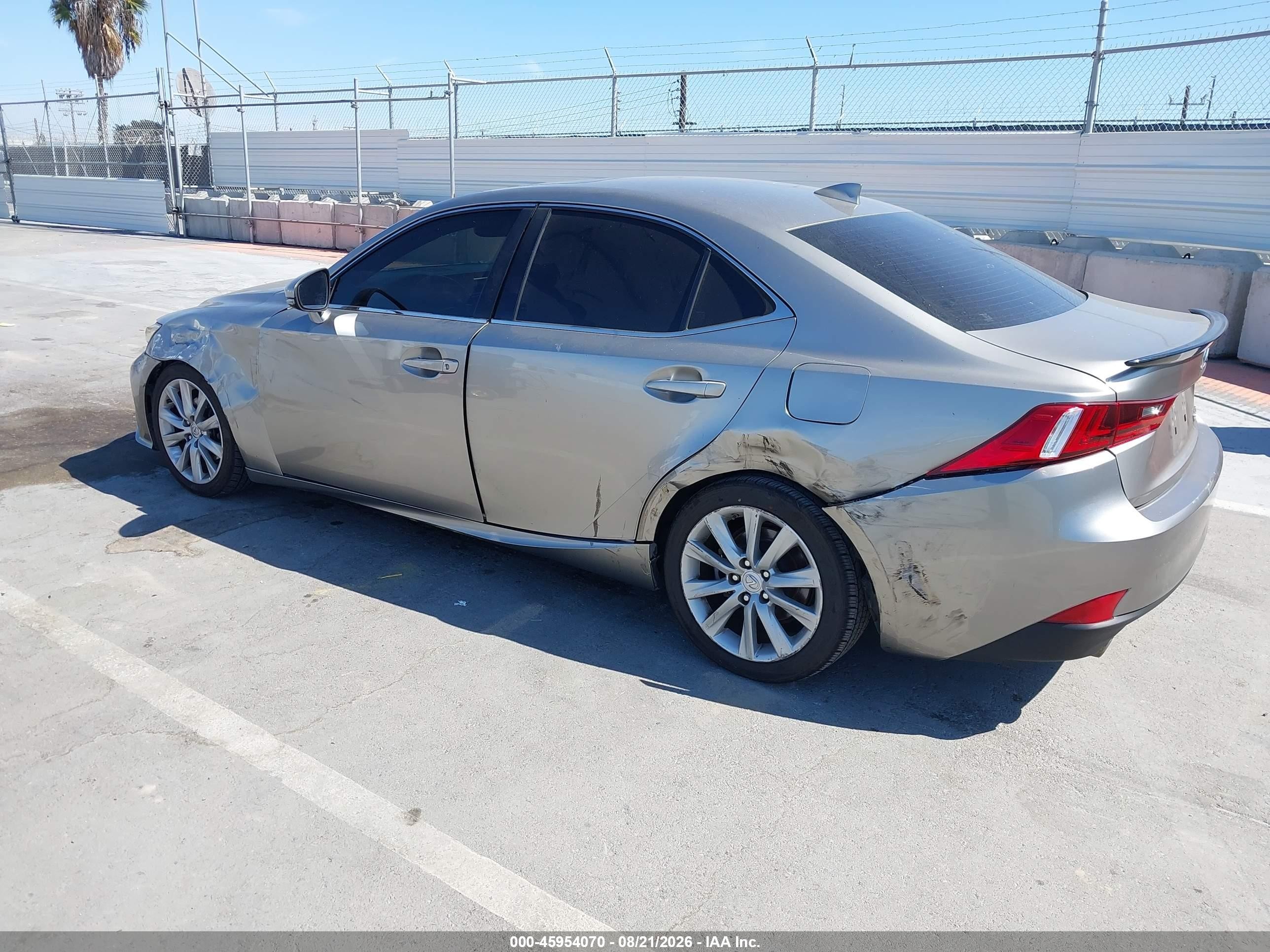 2014 Lexus IS 250 VIN JTHBF1D27E5018609 IAAI salvage auction — Side, Salvage (California), sold $3,500 on 2026-09-24 (photo 3)