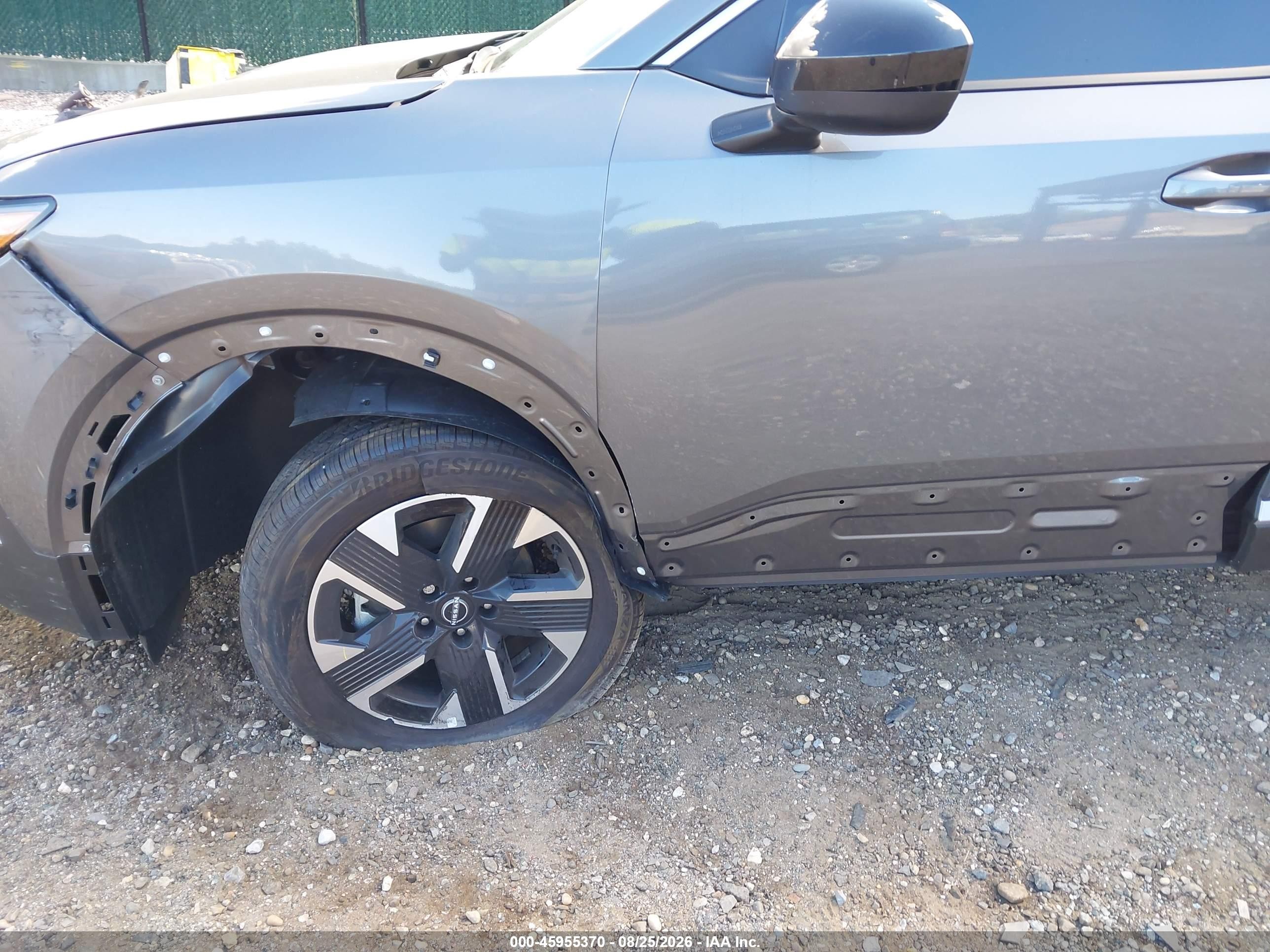 2026 Nissan Kicks VIN 3N8AP6CB8TL426658 IAAI salvage auction — Unknown, Mv-907A (New York), sold $7,900 on 2026-10-14 (photo 6)
