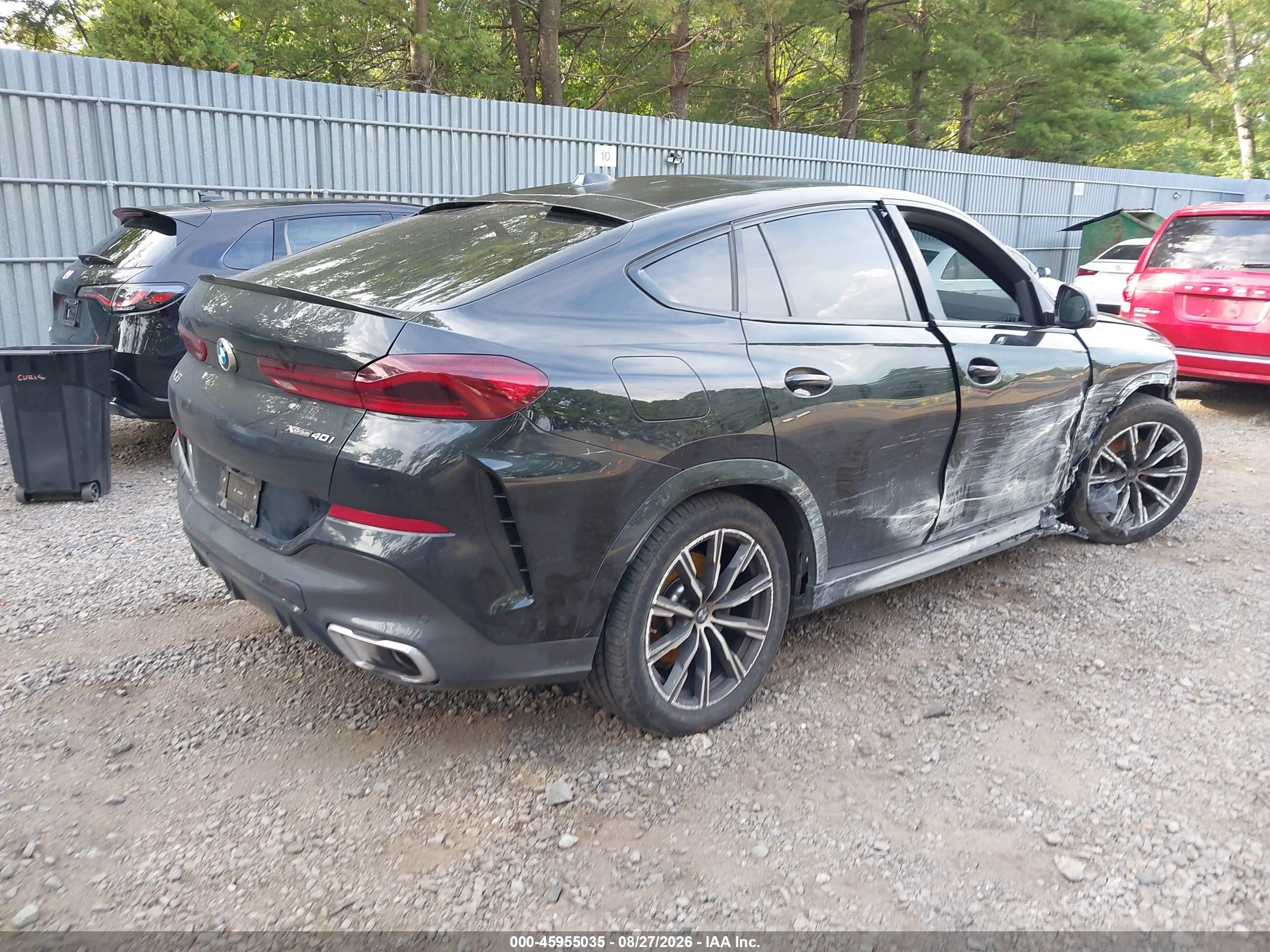 2026 BMW X6 VIN 5UX33EX09T9226785 IAAI salvage auction — Side, Salvage (Texas), sold $29,250 on 2026-09-12 (photo 4)