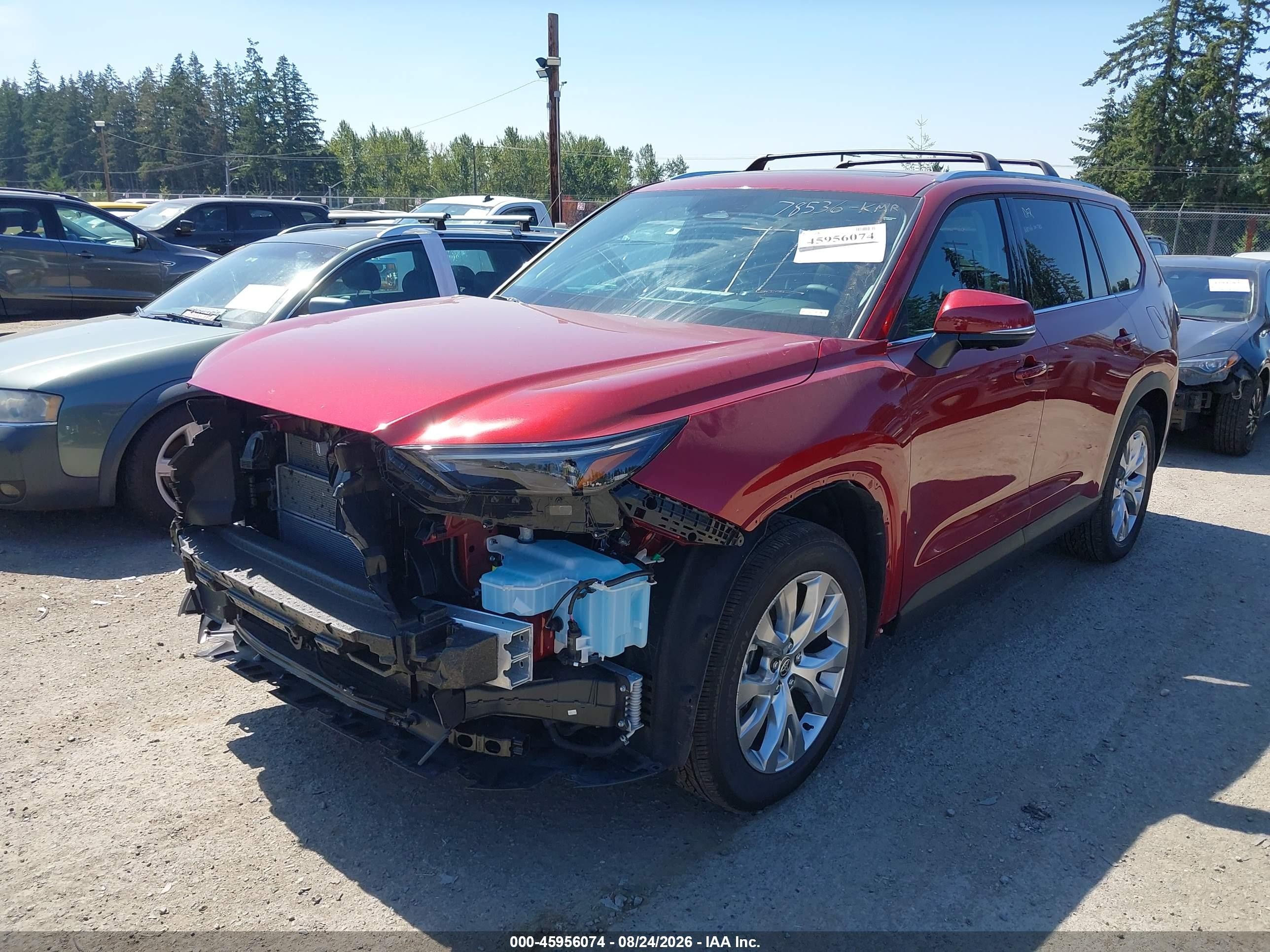 2026 Toyota Highlander VIN 5TDACAB59TS067997 IAAI salvage auction — Side, Bill Of Sale (Washington), sold $25,250 on 2026-09-13 (photo 2)