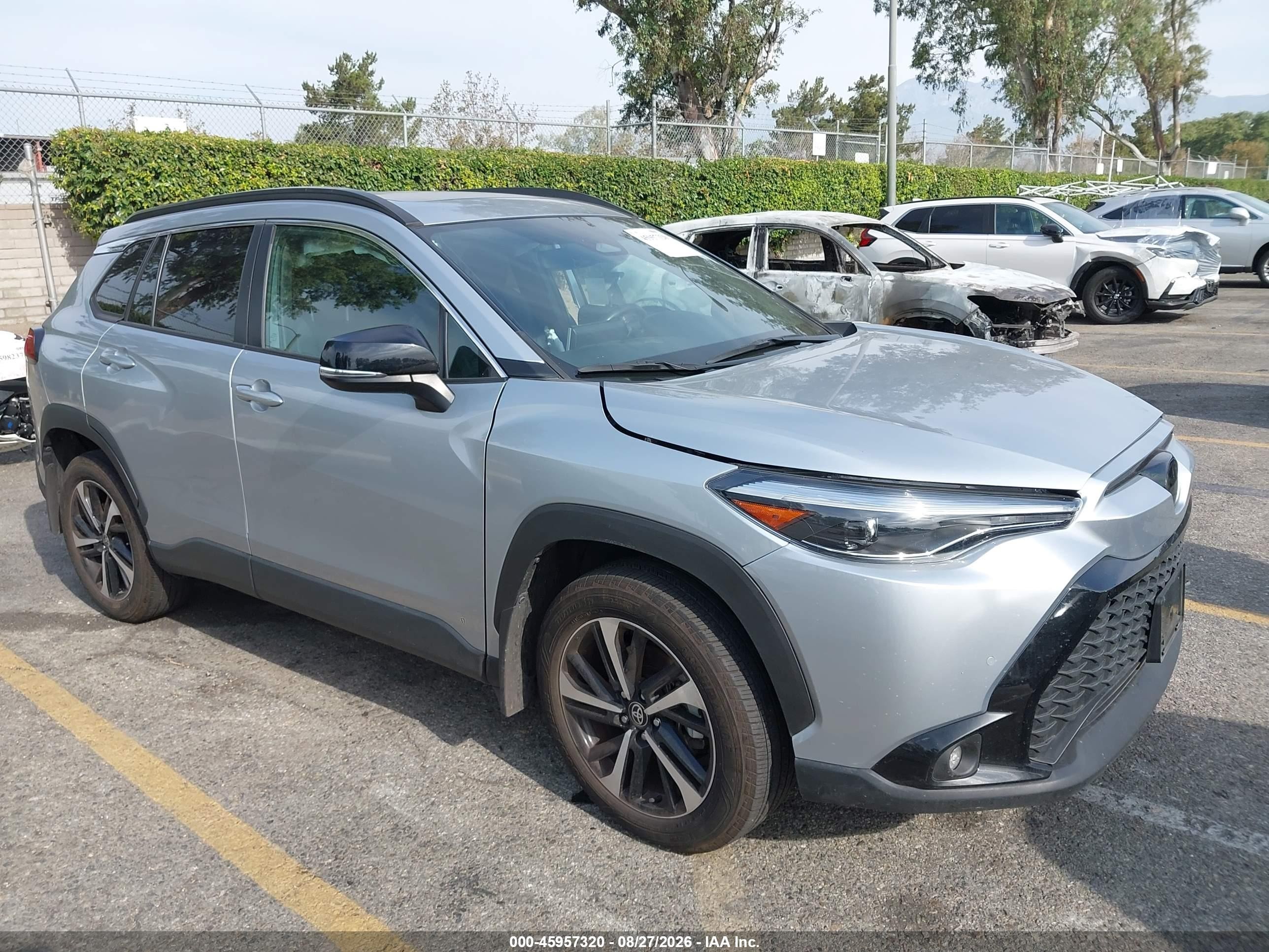 2025 Toyota Corolla Cross VIN 7MUFBABGXSV082796 — IAAI salvage auction photo