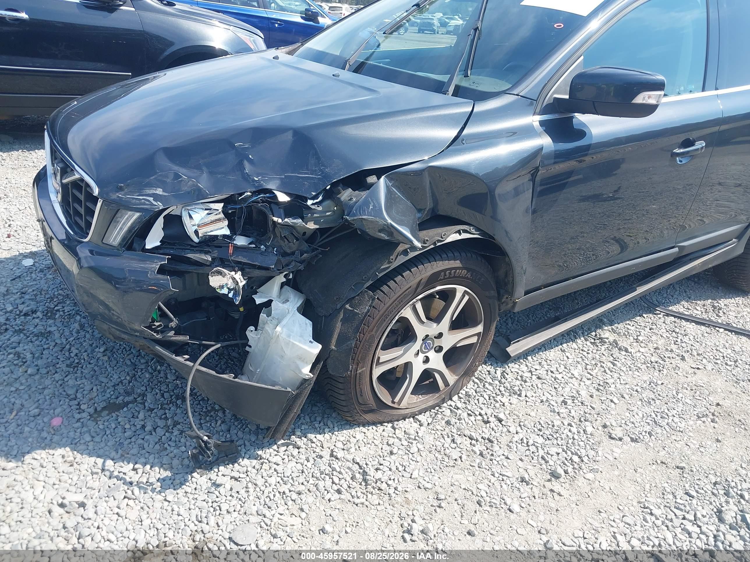 2013 Volvo XC60 VIN YV4902DZ4D2429158 IAAI salvage auction — Unknown, Bill Of Sale (Washington), sold $650 on 2026-09-11 (photo 6)