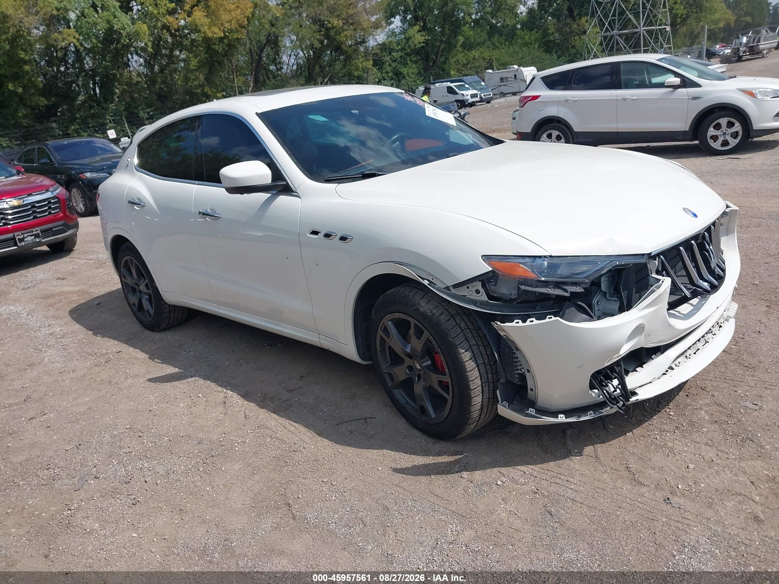 2018 Maserati Levante VIN ZN661XUAXJX270685 IAAI salvage auction — Unknown, Salvage (Arizona), sold $3,500 on 2026-09-13 (photo 1)