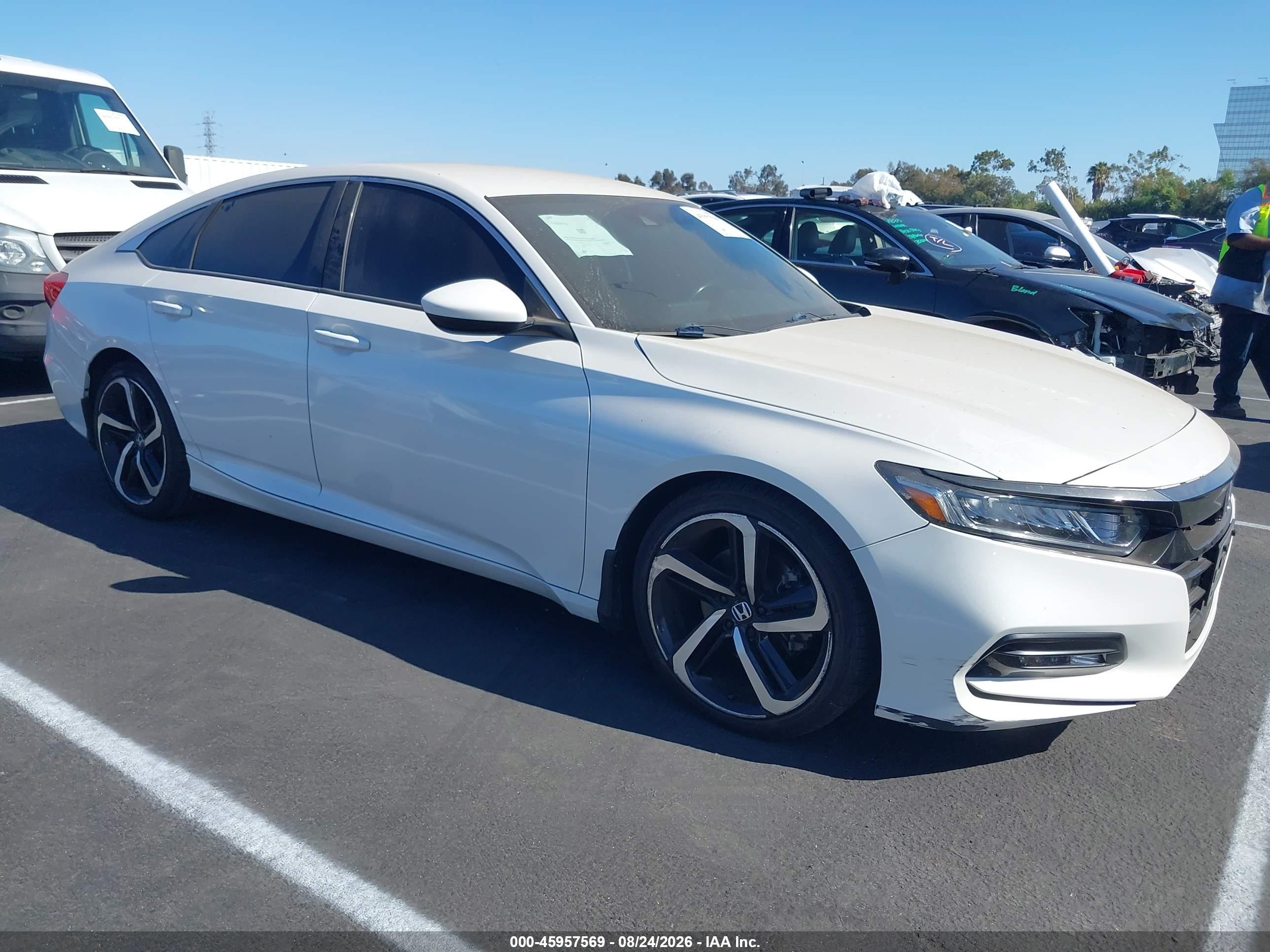 2020 Honda Accord VIN 1HGCV1F38LA061750 — IAAI salvage auction photo