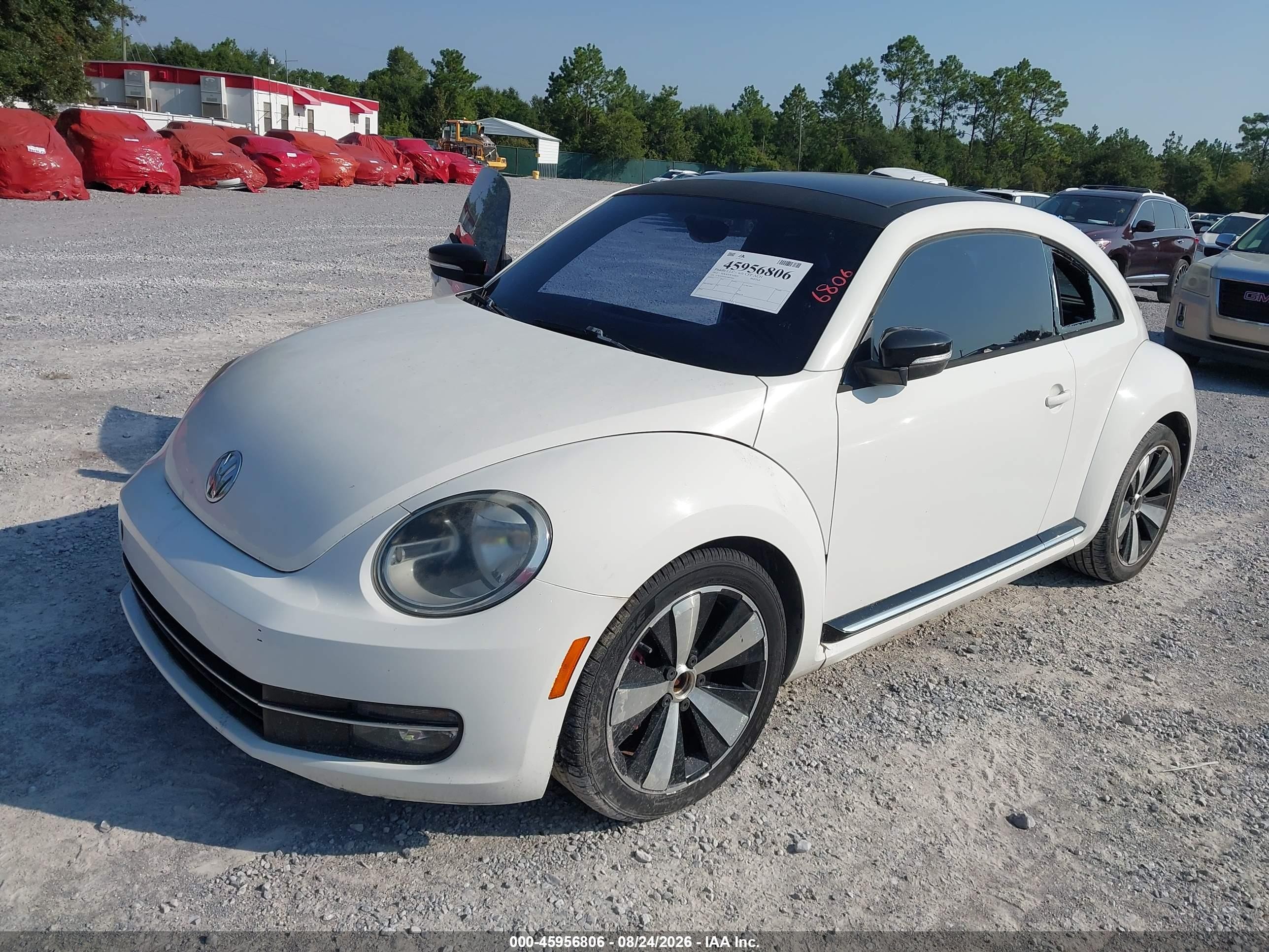 2012 Volkswagen Beetle VIN 3VWV87AT8CM625454 IAAI salvage auction — Normal Wear, Clear (Florida), sold $1,550 on 2026-09-10 (photo 2)