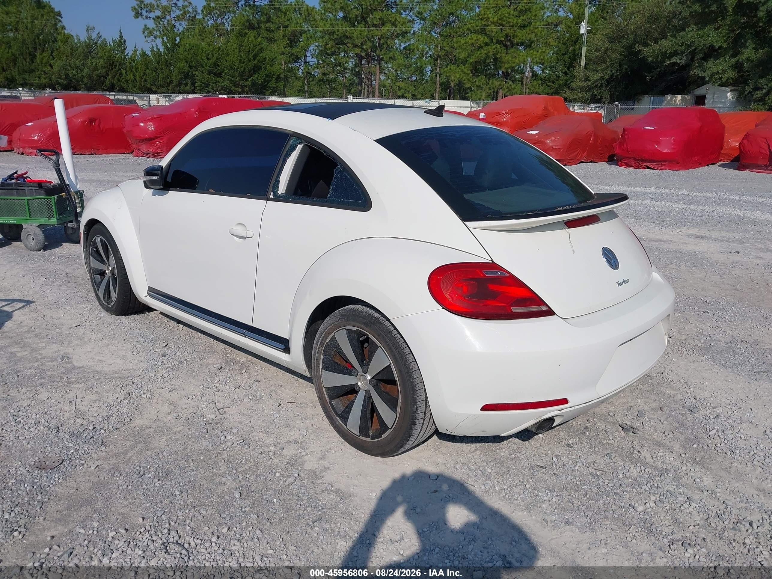 2012 Volkswagen Beetle VIN 3VWV87AT8CM625454 IAAI salvage auction — Normal Wear, Clear (Florida), sold $1,550 on 2026-09-10 (photo 3)