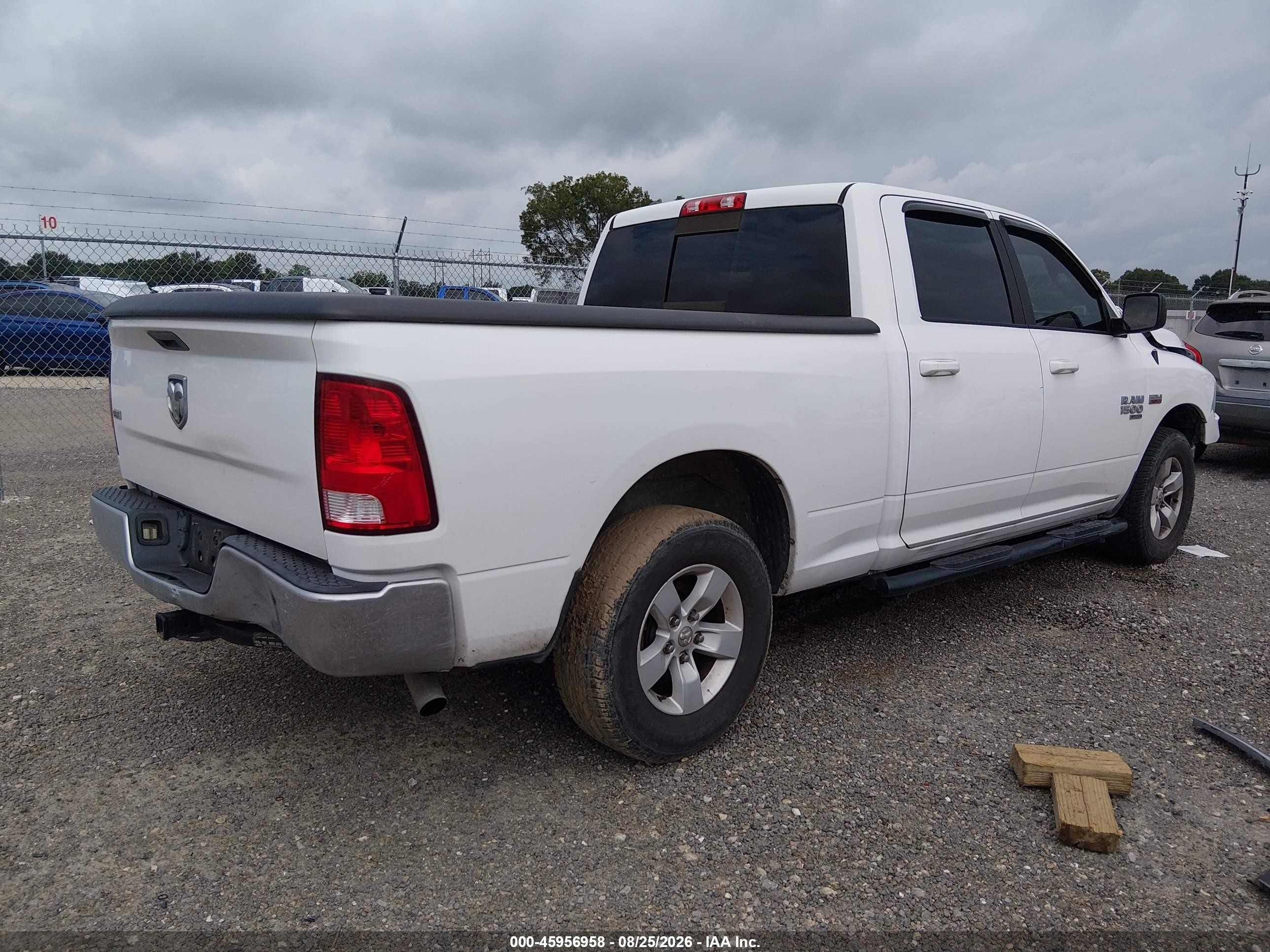 2019 Ram 1500 VIN 1C6RR6TT8KS510049 IAAI salvage auction — Front End, Salvage (Louisiana), sold $4,500 on 2026-09-18 (photo 4)
