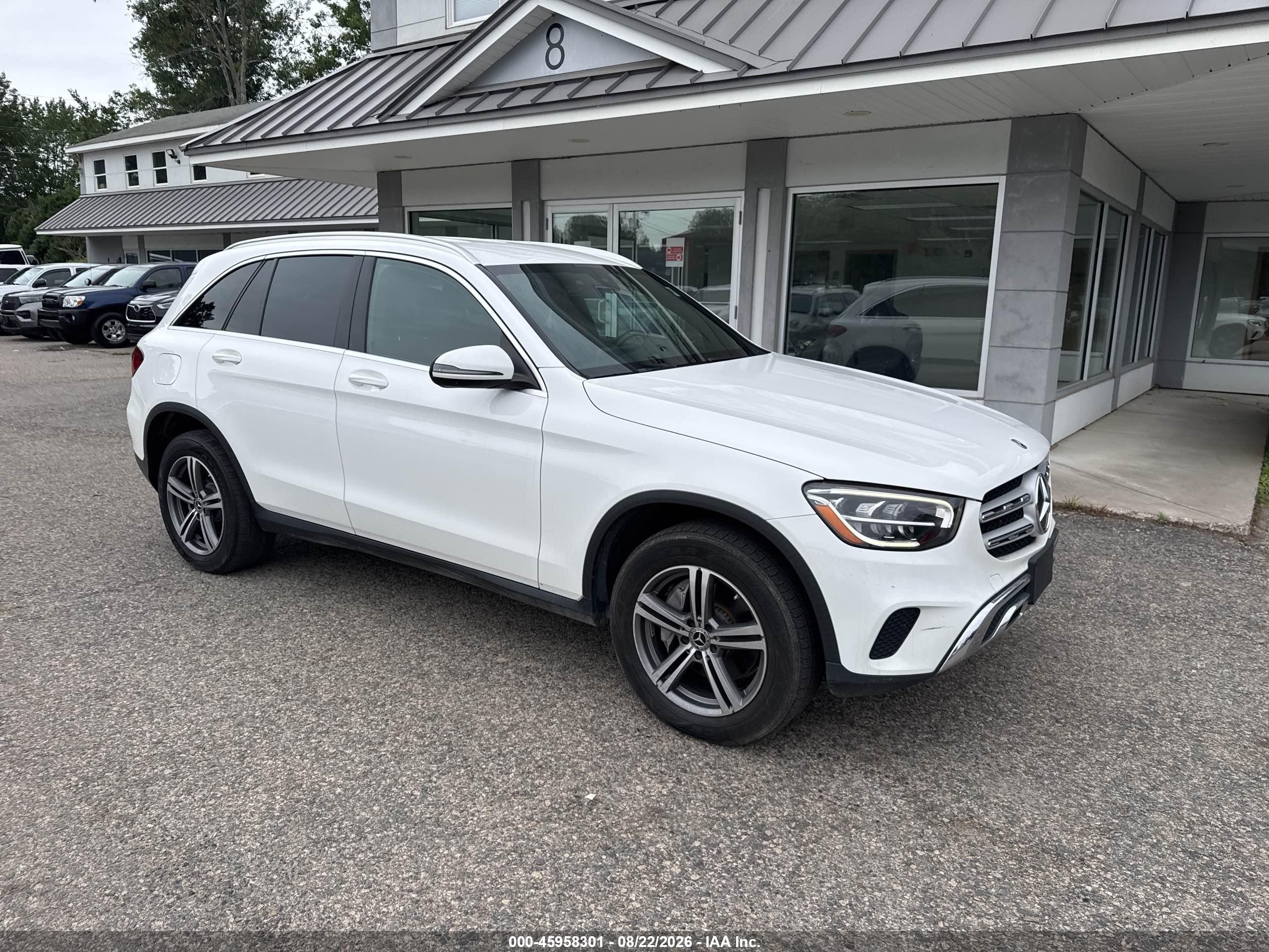 2020 Mercedes-Benz GLC-Class VIN W1N0G8EB2LF780517 — IAAI salvage auction photo