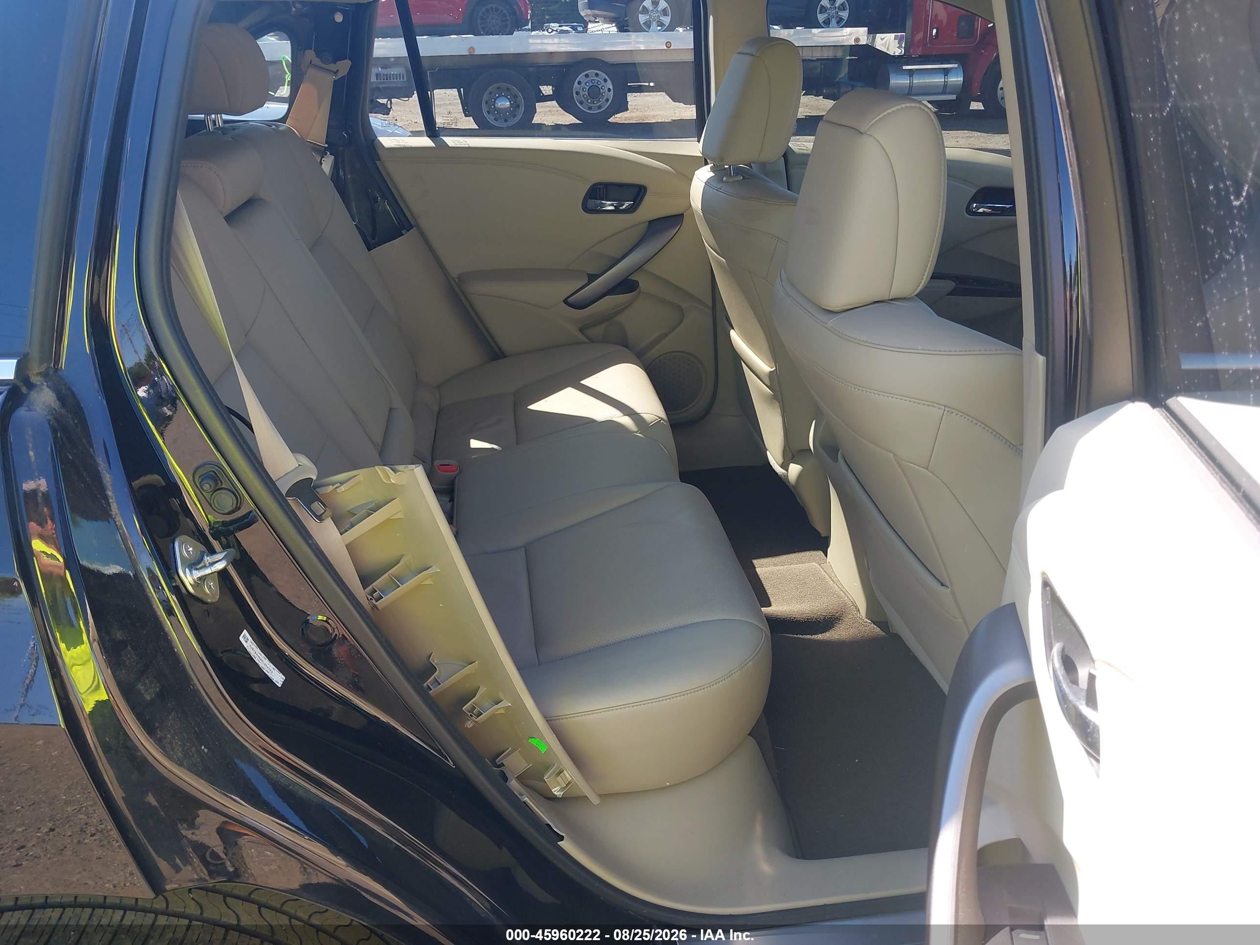 2015 Acura Rdx VIN 5J8TB4H56FL024763 IAAI salvage auction — Front & Rear, Salvage (Idaho), sold $4,300 on 2026-10-08 (photo 8)