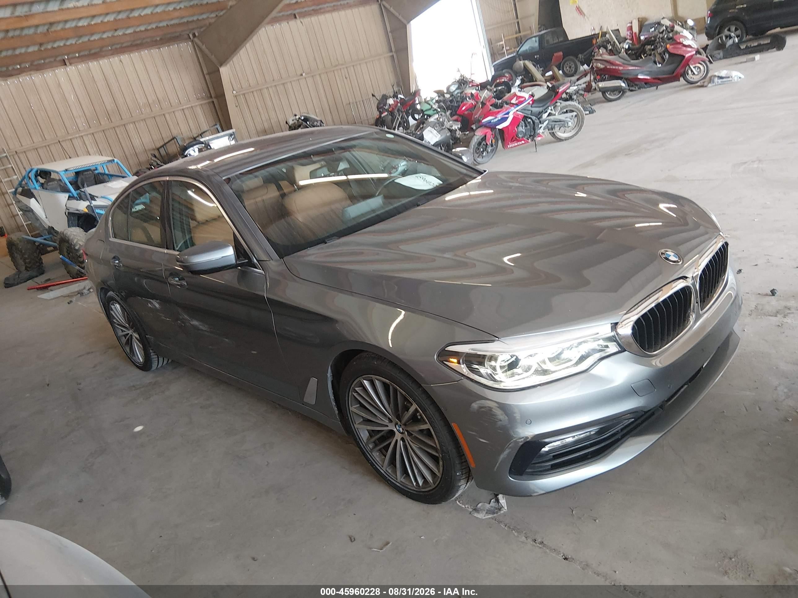 2018 BMW 5 Series VIN WBAJE5C55JWA95485 — IAAI salvage auction photo