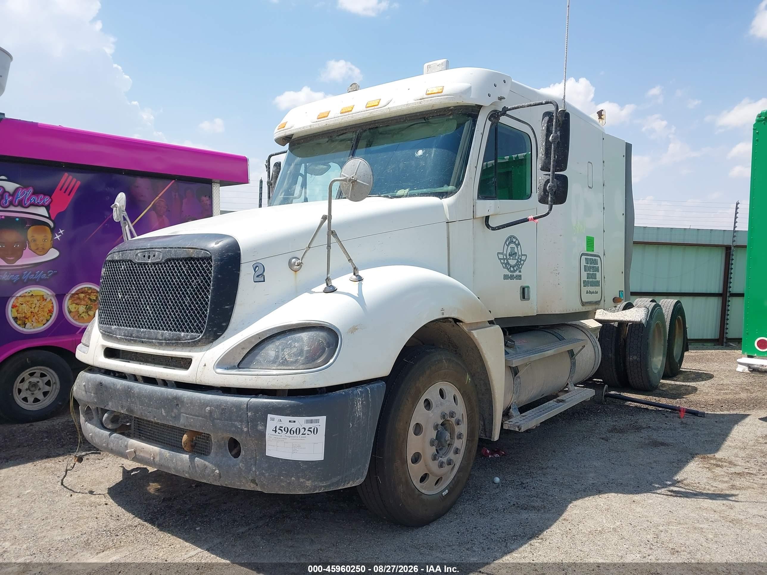 2005 Freightliner Conventional VIN 1FUJA6CK35LV24744 IAAI salvage auction — Unknown, Original (Texas), sold $9,800 on 2026-10-14 (photo 2)