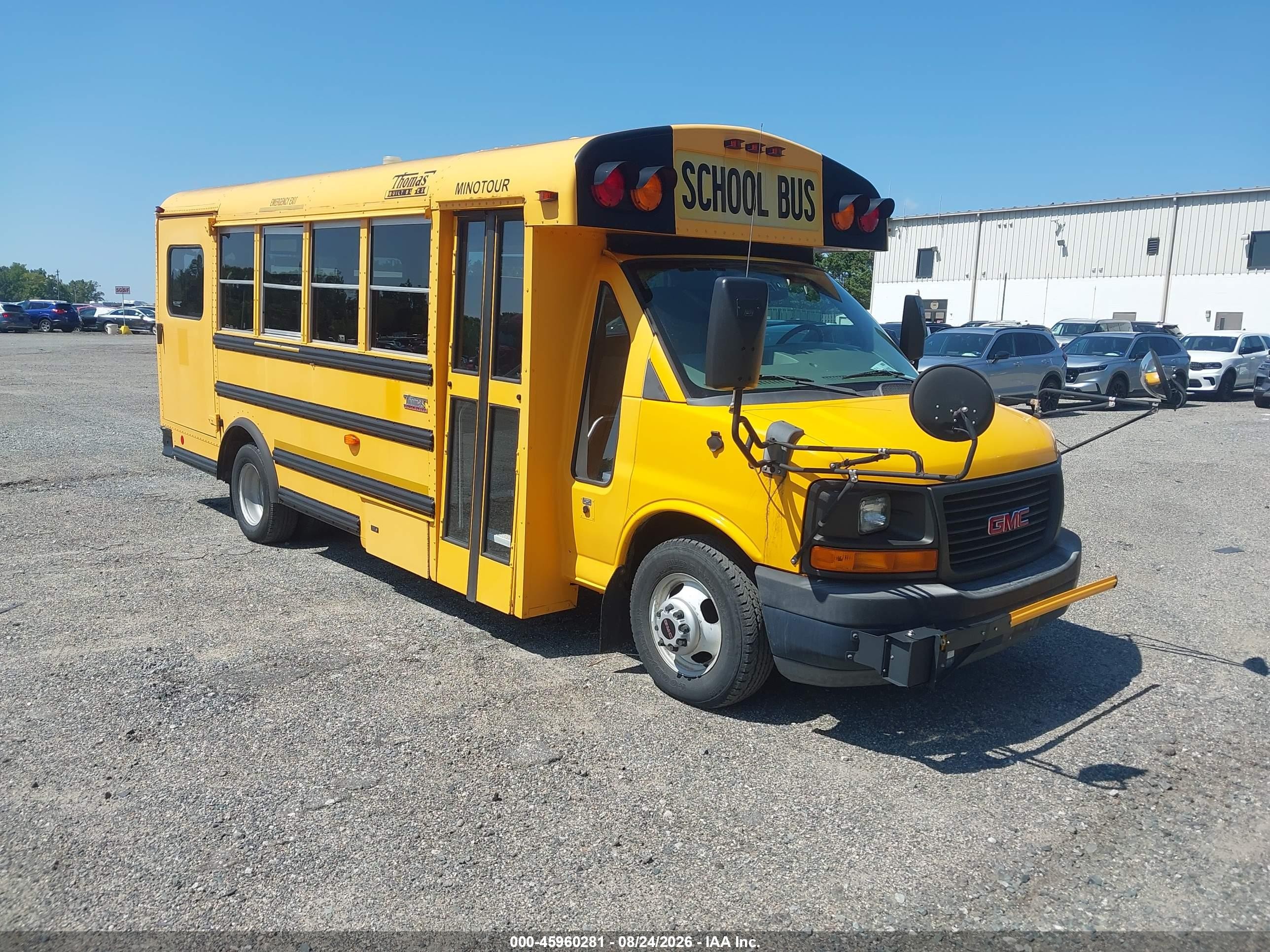 2012 GMC Savana VIN 1GD675BL5C1118274 — IAAI salvage auction photo