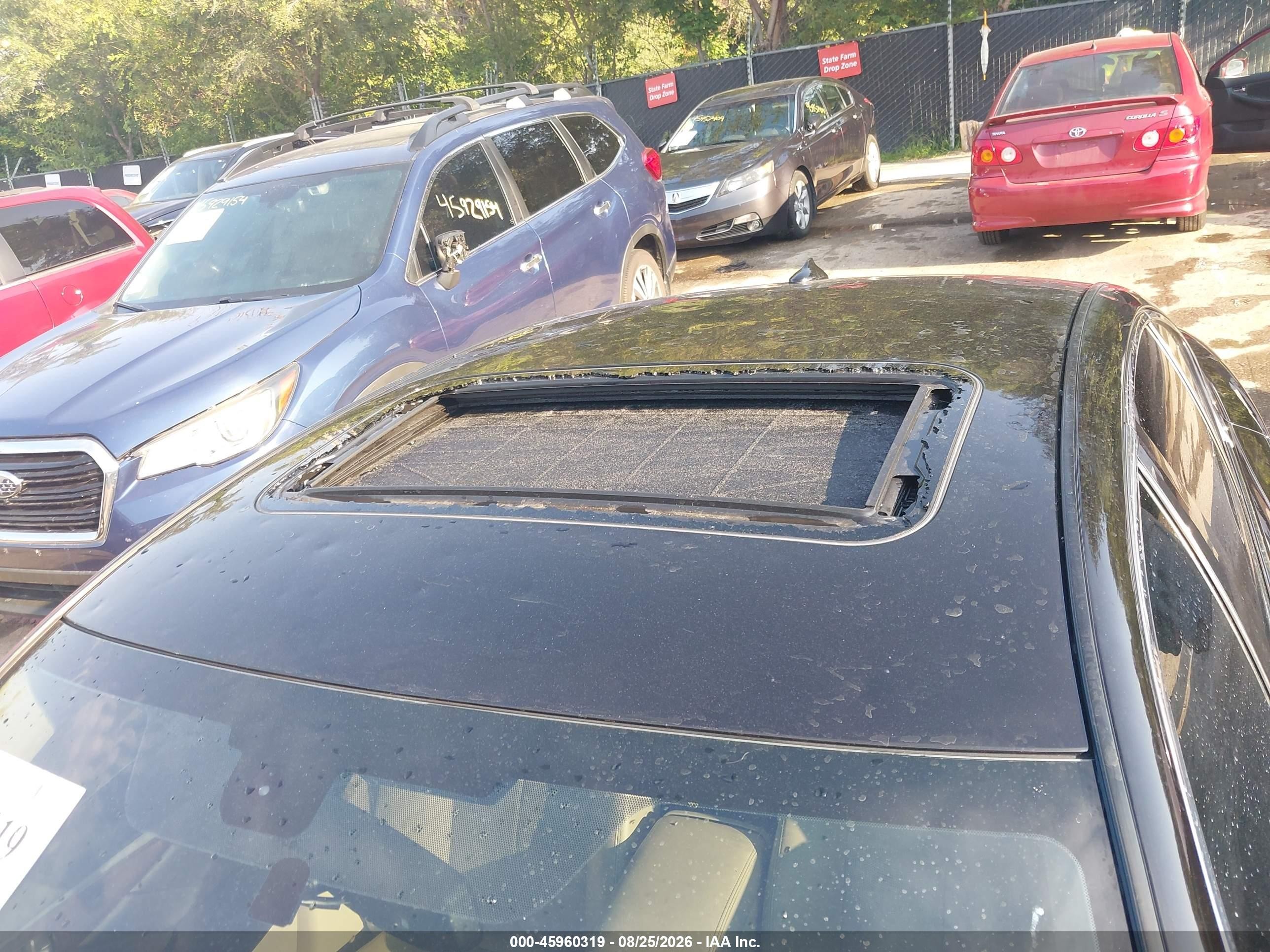 2014 Infiniti Q50 VIN JN1BV7AR6EM693613 IAAI salvage auction — Hail, Salvage (Kansas), sold $3,425 on 2026-10-02 (photo 6)