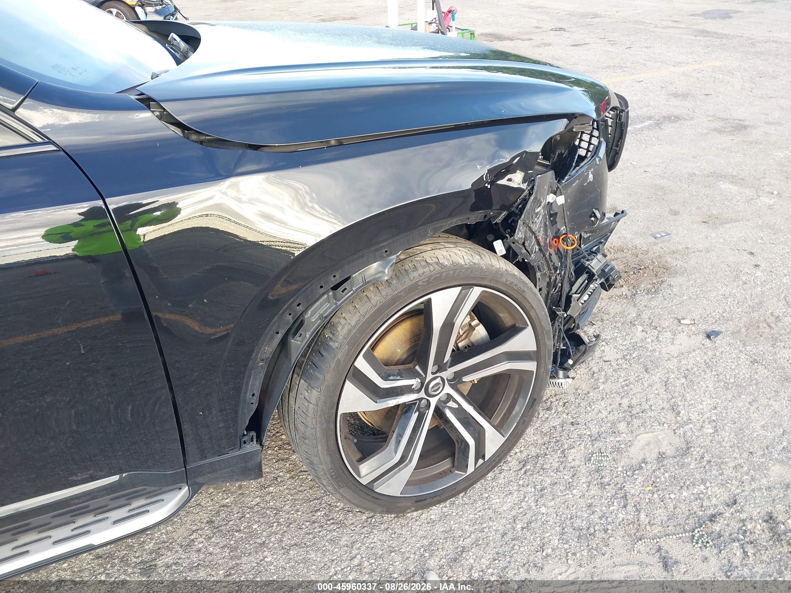 2022 Volvo Xc90 VIN YV4BR0CM1N1777704 IAAI salvage auction — Unknown, Rebuildable (Florida), sold $17,100 on 2026-09-09 (photo 6)