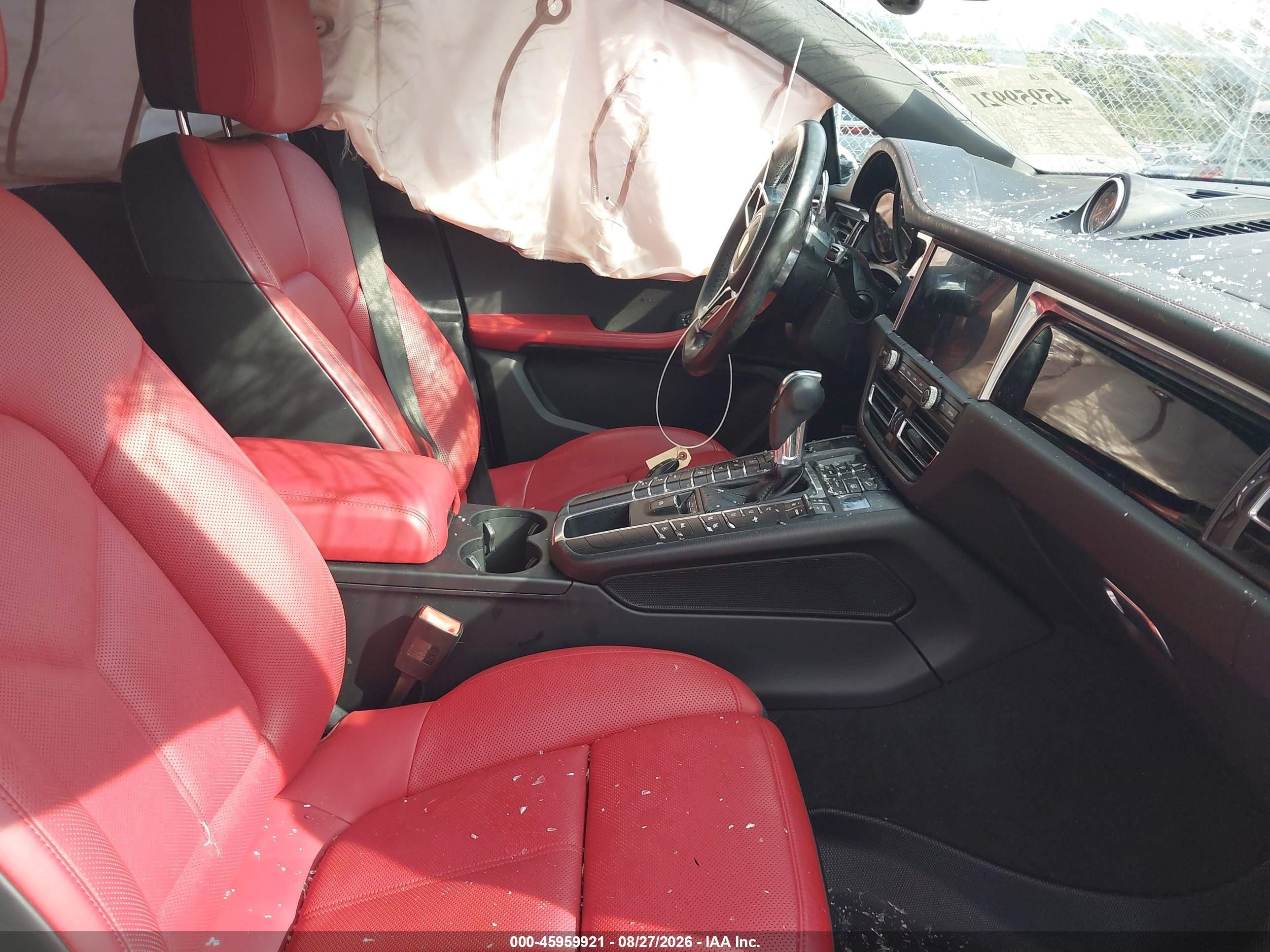 2019 Porsche Macan VIN WP1AA2A52KLB02598 IAAI salvage auction — Front End, Salvage (Connecticut), sold $6,100 on 2026-09-05 (photo 5)