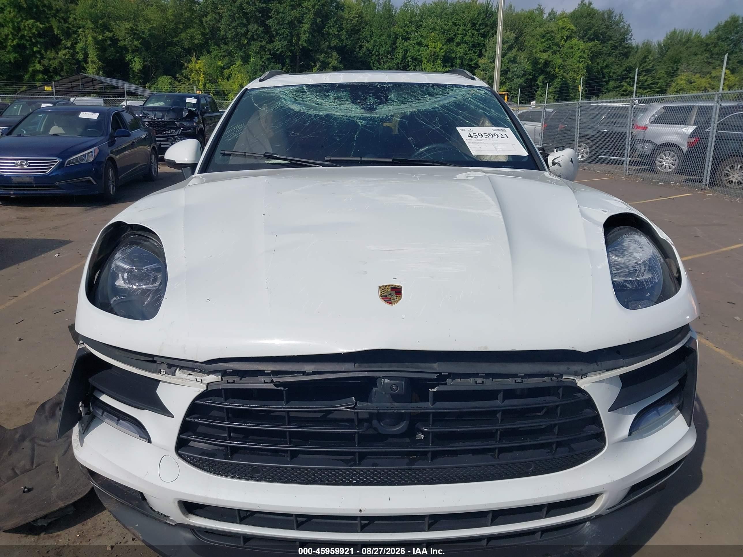 2019 Porsche Macan VIN WP1AA2A52KLB02598 IAAI salvage auction — Front End, Salvage (Connecticut), sold $6,100 on 2026-09-05 (photo 6)