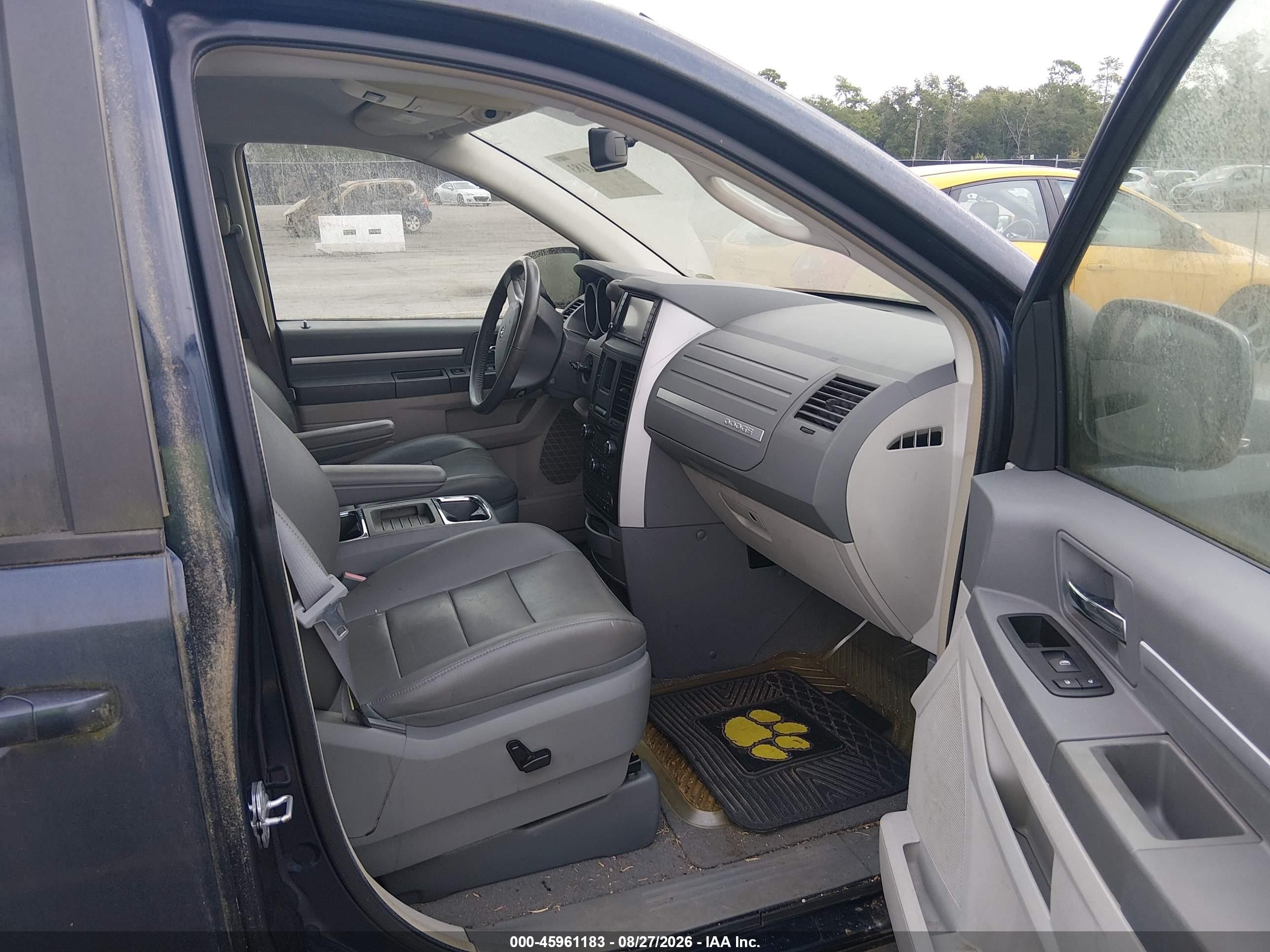 2008 Dodge Caravan VIN 2D8HN54XX8R670277 IAAI salvage auction — Normal Wear, Clear (South Carolina), sold $350 on 2026-09-09 (photo 5)
