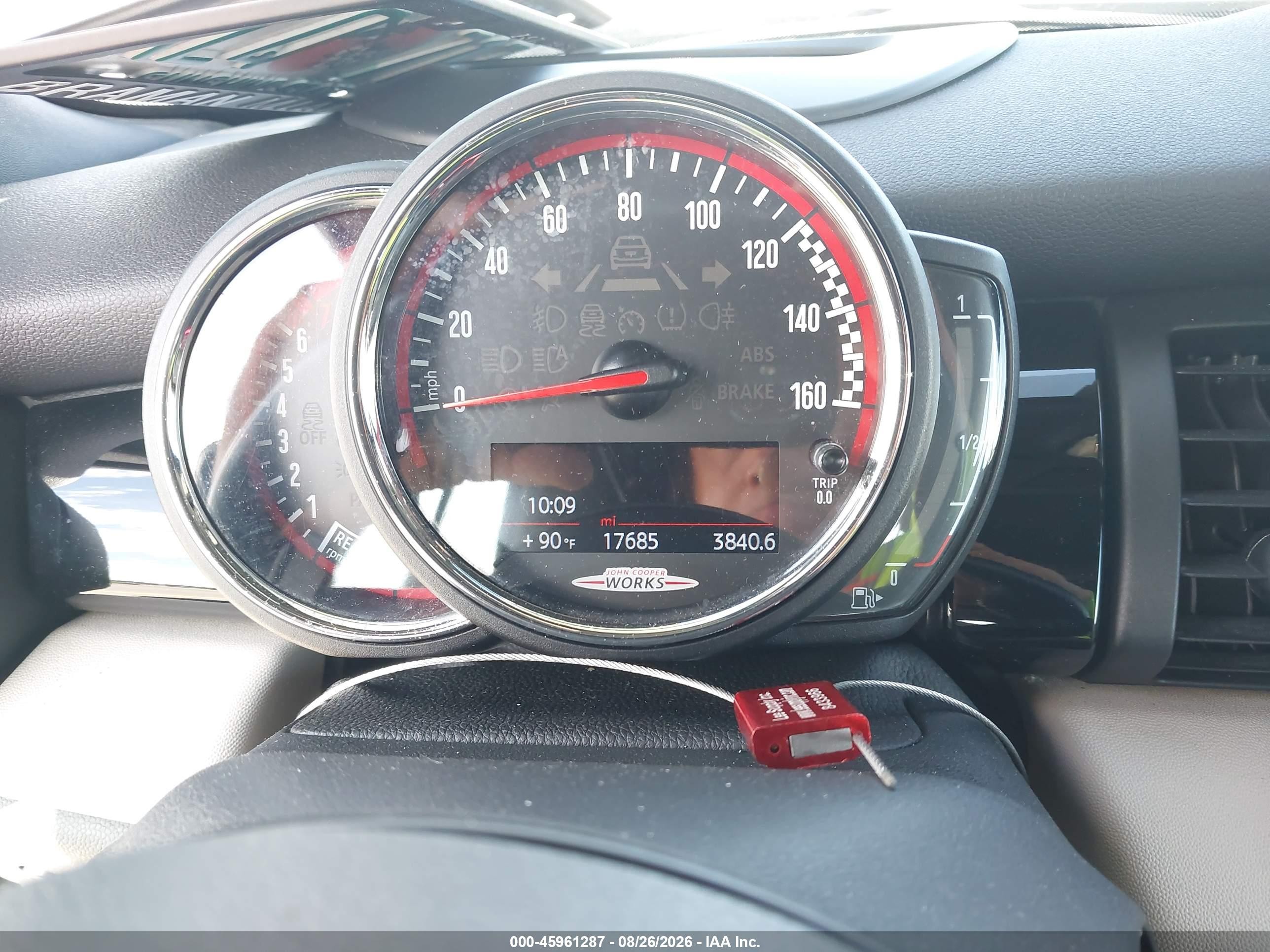 2018 Mini Convertible VIN WMWWH9C59J3A78436 IAAI salvage auction — Front End, Wait Title, sold $3,550 on 2026-09-20 (photo 7)