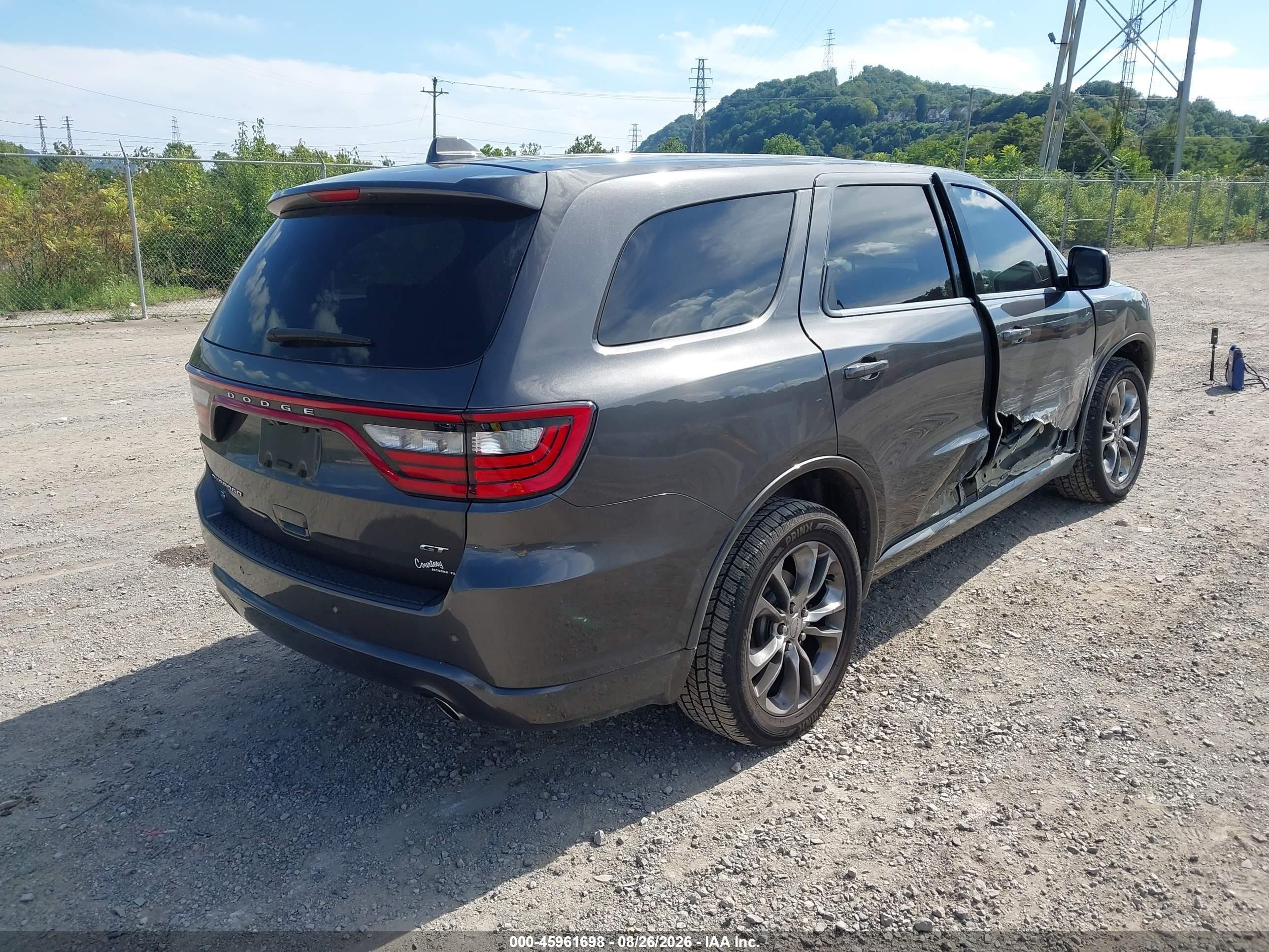 2019 Dodge Durango VIN 1C4RDJDG0KC701180 IAAI salvage auction — Side, Salvage (Pennsylvania), sold $7,200 on 2026-09-26 (photo 4)