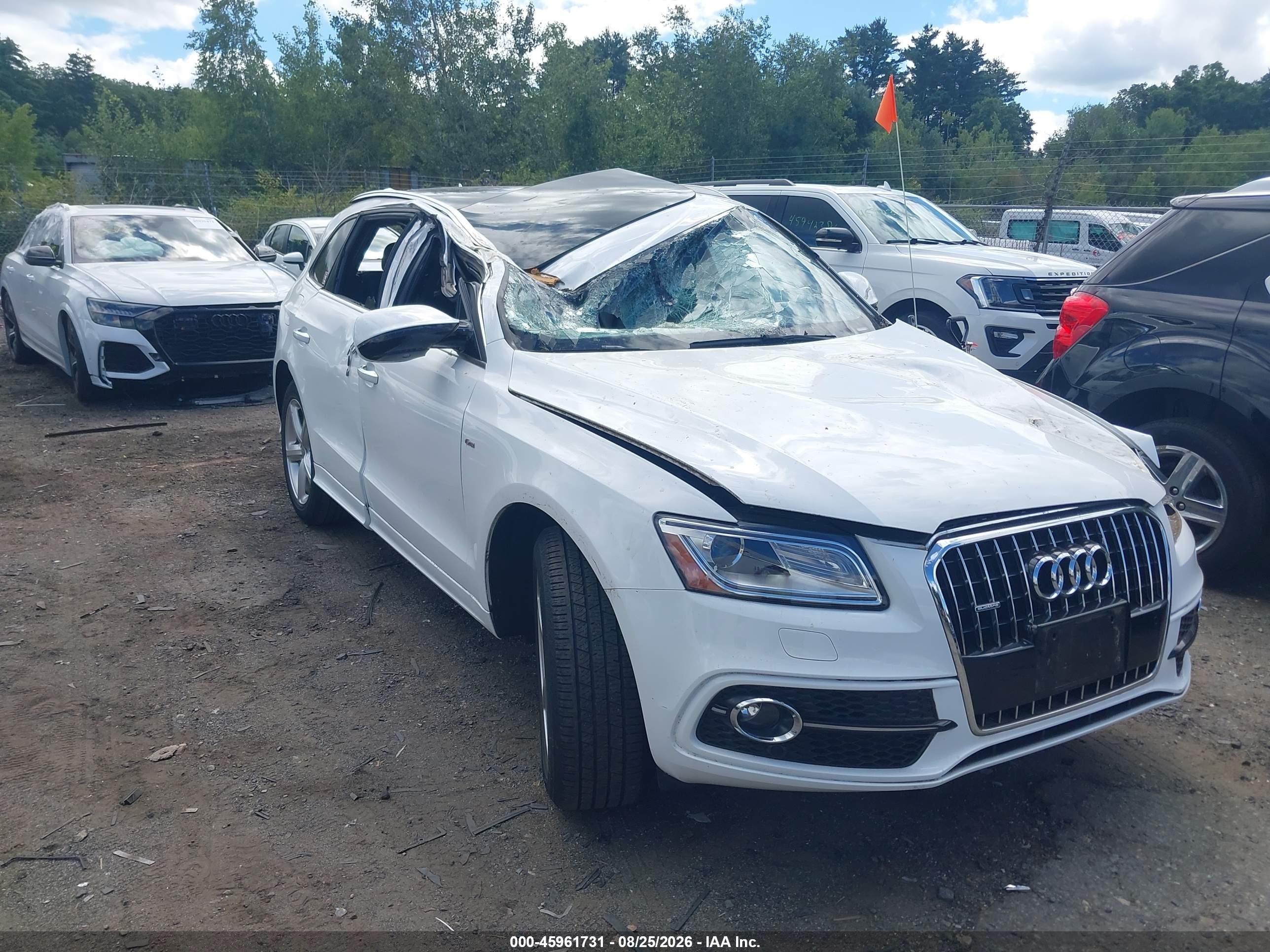 2017 Audi Q5 VIN WA1M2AFP2HA072873 IAAI salvage auction — Rollover, Salvage (Massachusetts), sold $2,450 on 2026-09-19 (photo 6)