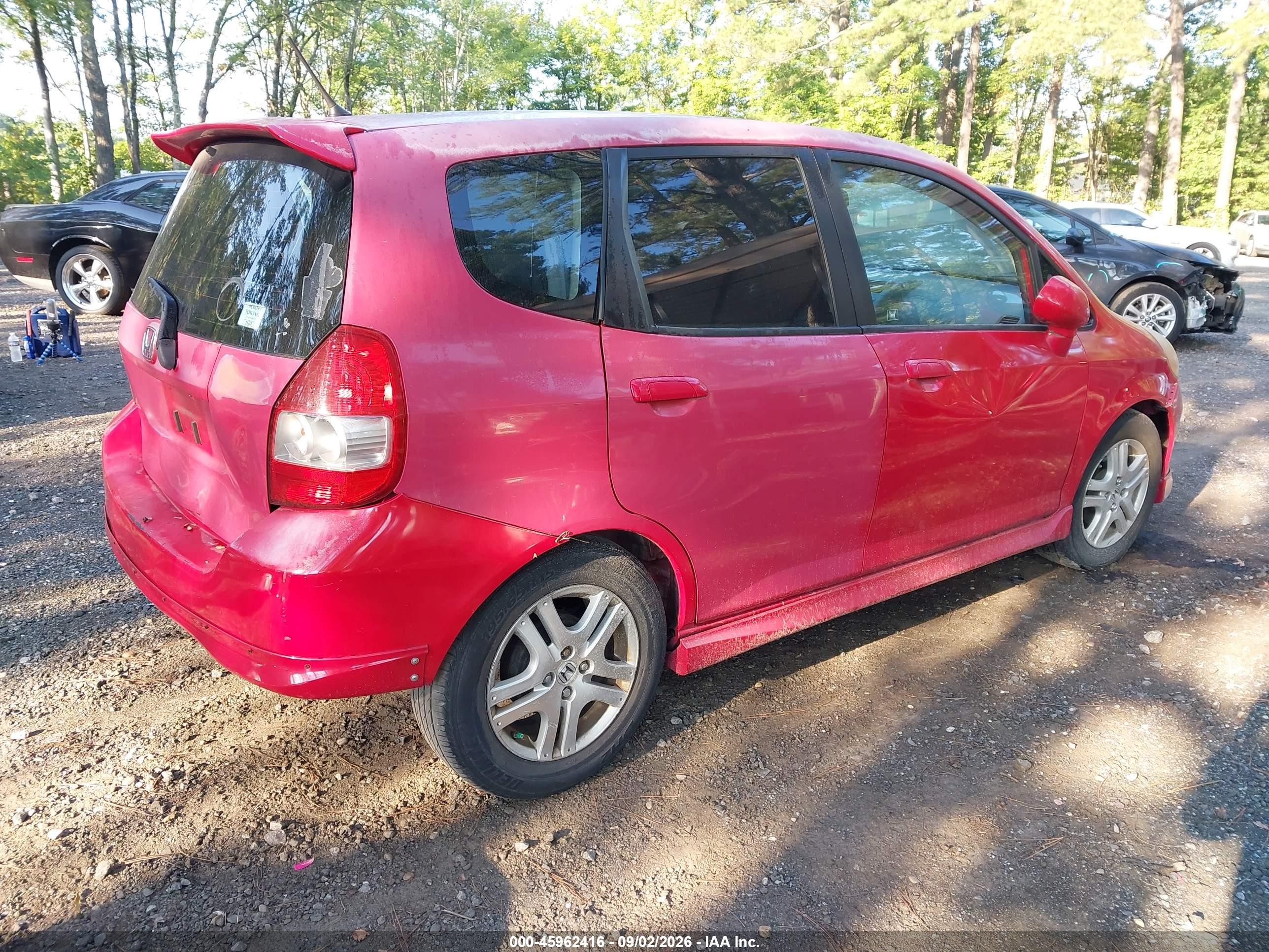 2008 Honda Fit VIN JHMGD38658S045611 IAAI salvage auction — Rear End, Clear (Virginia), sold $250 on 2026-10-07 (photo 4)