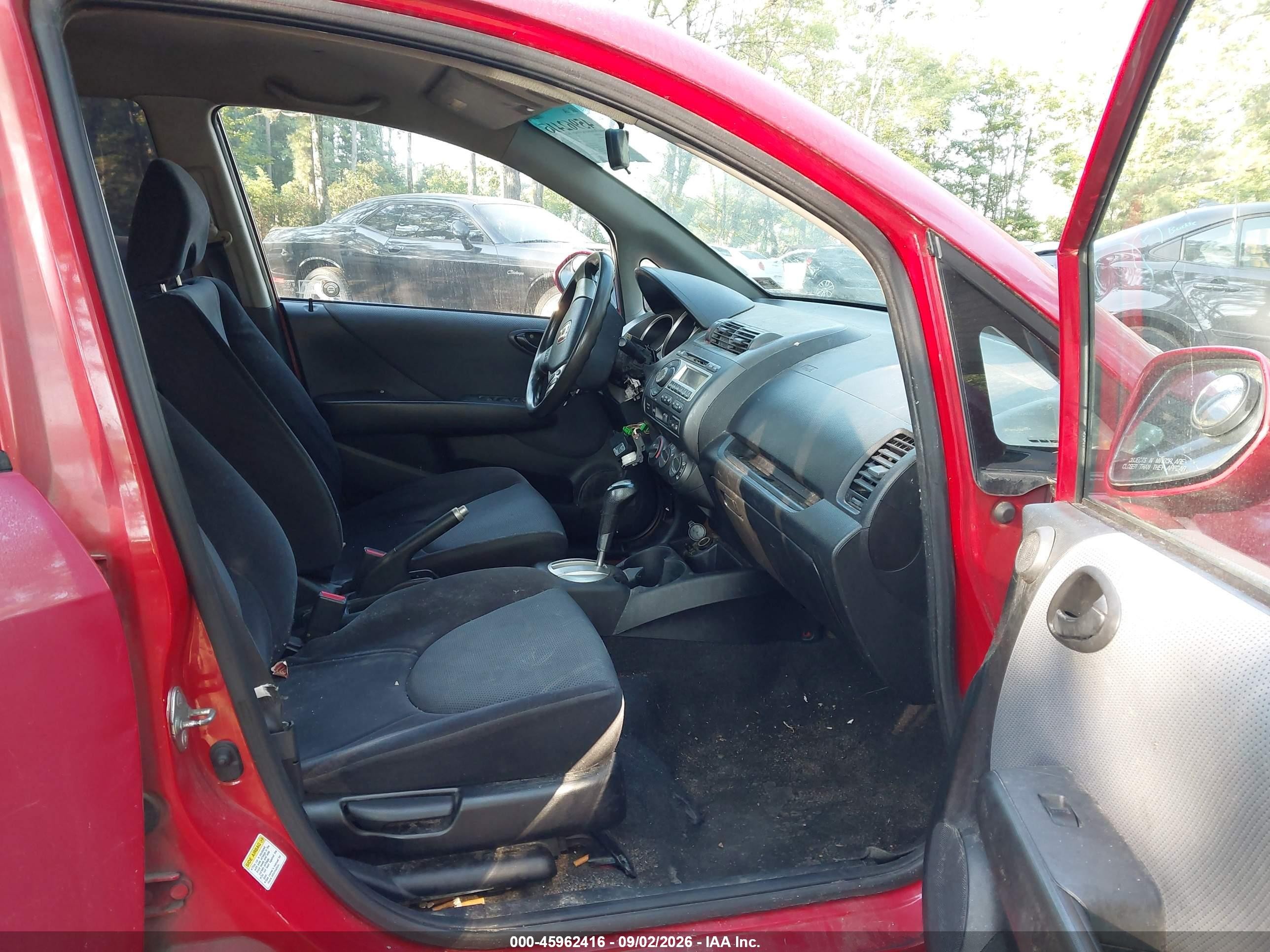 2008 Honda Fit VIN JHMGD38658S045611 IAAI salvage auction — Rear End, Clear (Virginia), sold $250 on 2026-10-07 (photo 5)