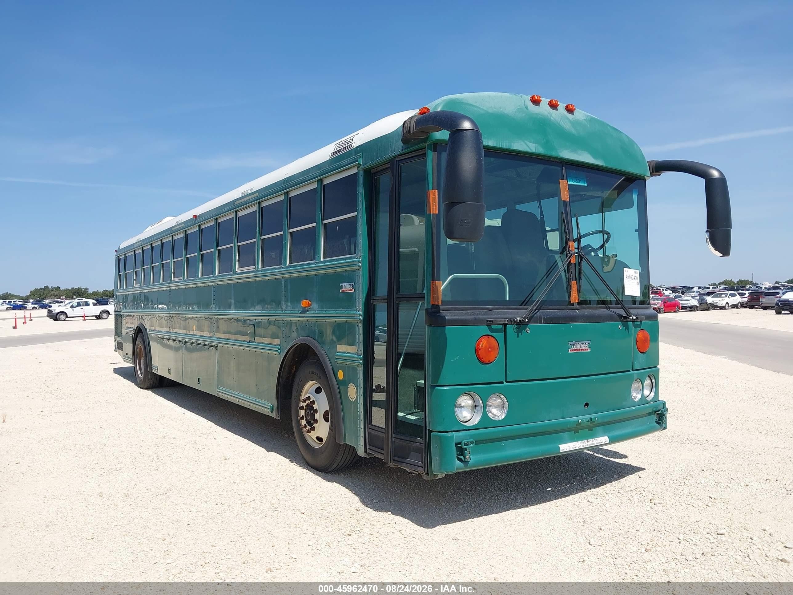 2013 Thomas Transit Bus VIN 1T7YU2E22D1152880 IAAI salvage auction — Normal Wear, Sf97 (Texas), sold $21,600 on 2026-09-16 (photo 1)