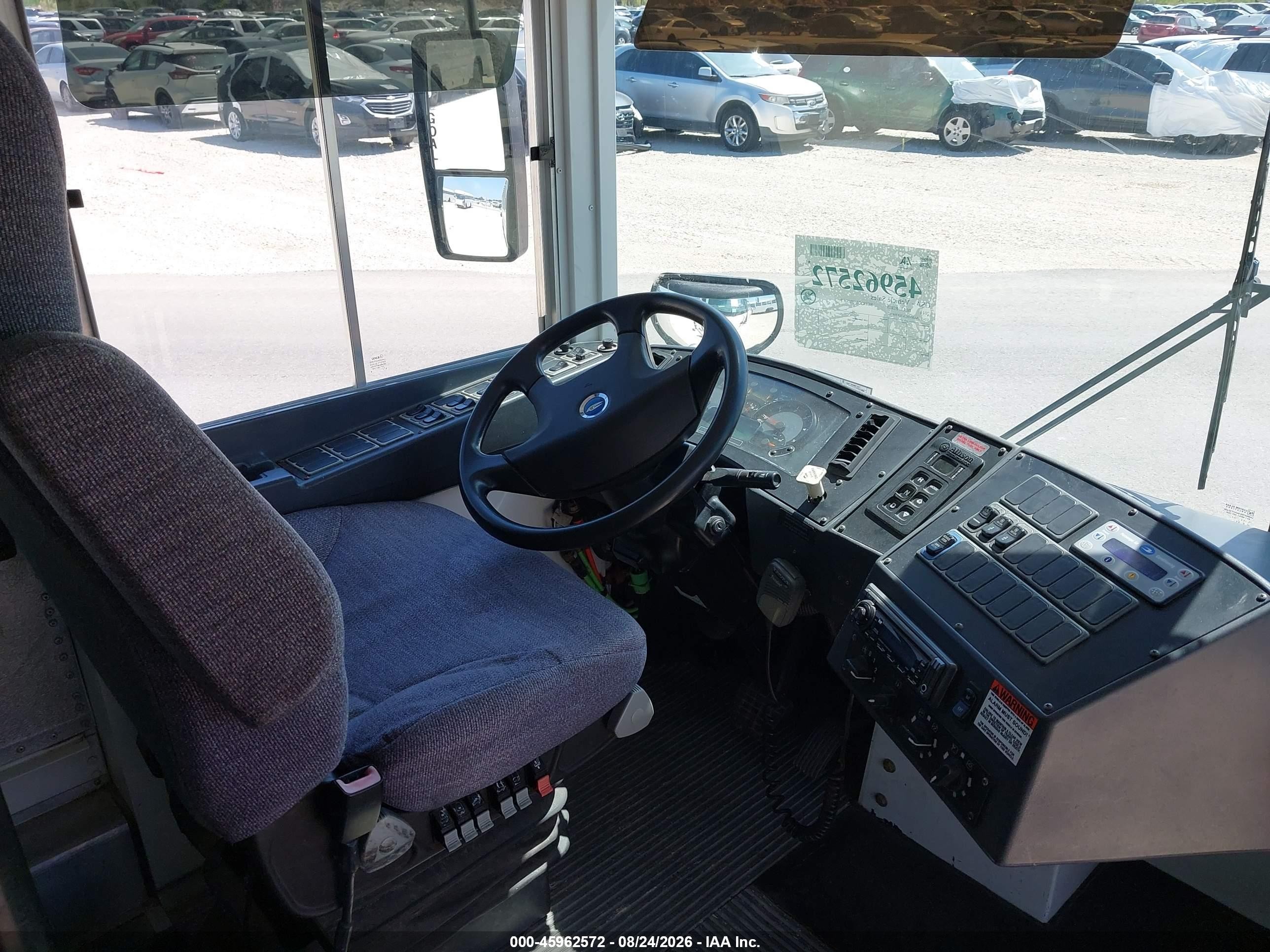 2014 Blue Bird School Bus / Transit Bus VIN 1BABNBCA7EF304712 IAAI salvage auction — Normal Wear, Sf97 (Texas), sold $20,600 on 2026-09-16 (photo 5)