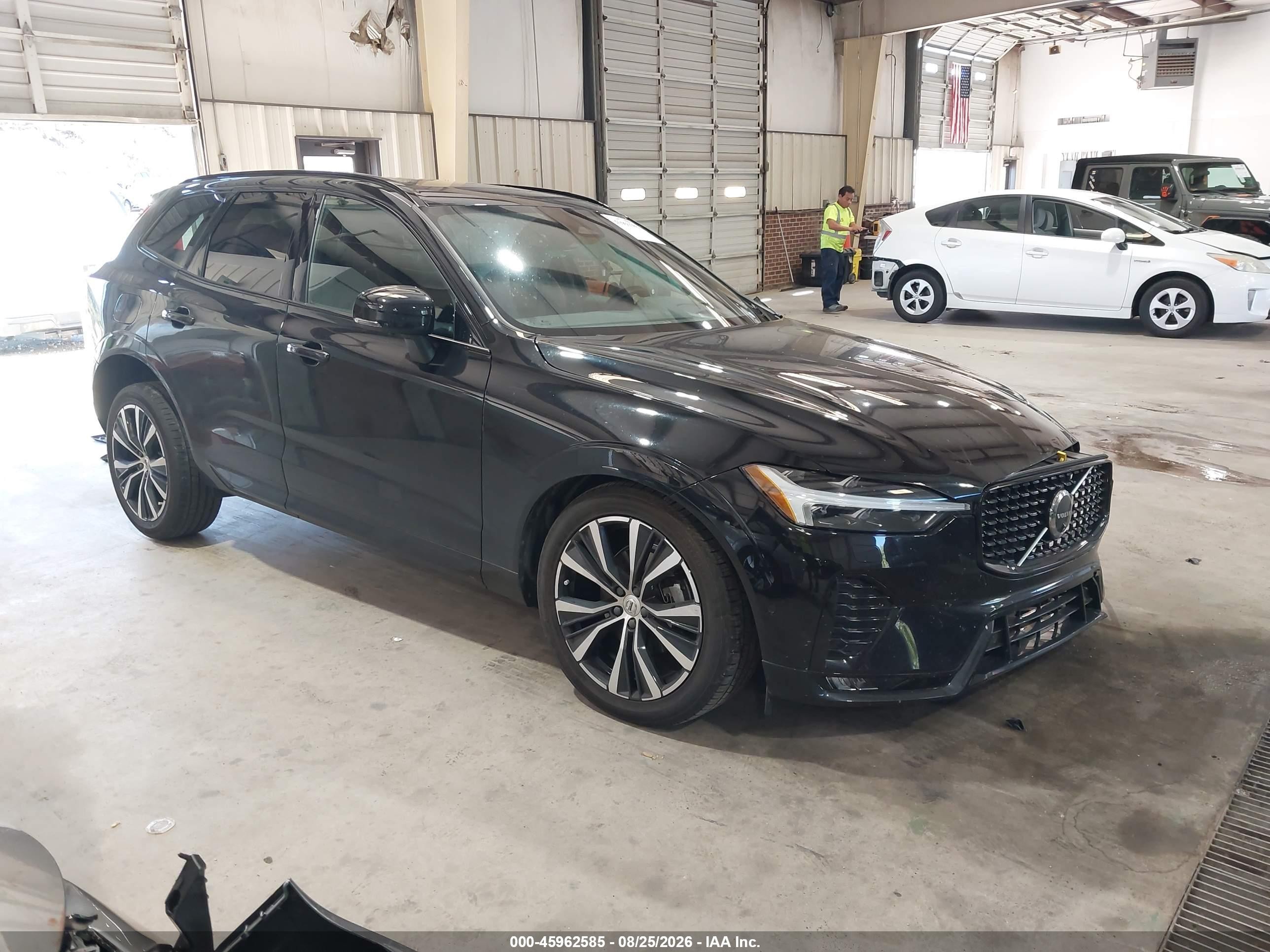 2024 Volvo XC60 VIN YV4L12RM7R1821094 — IAAI salvage auction photo