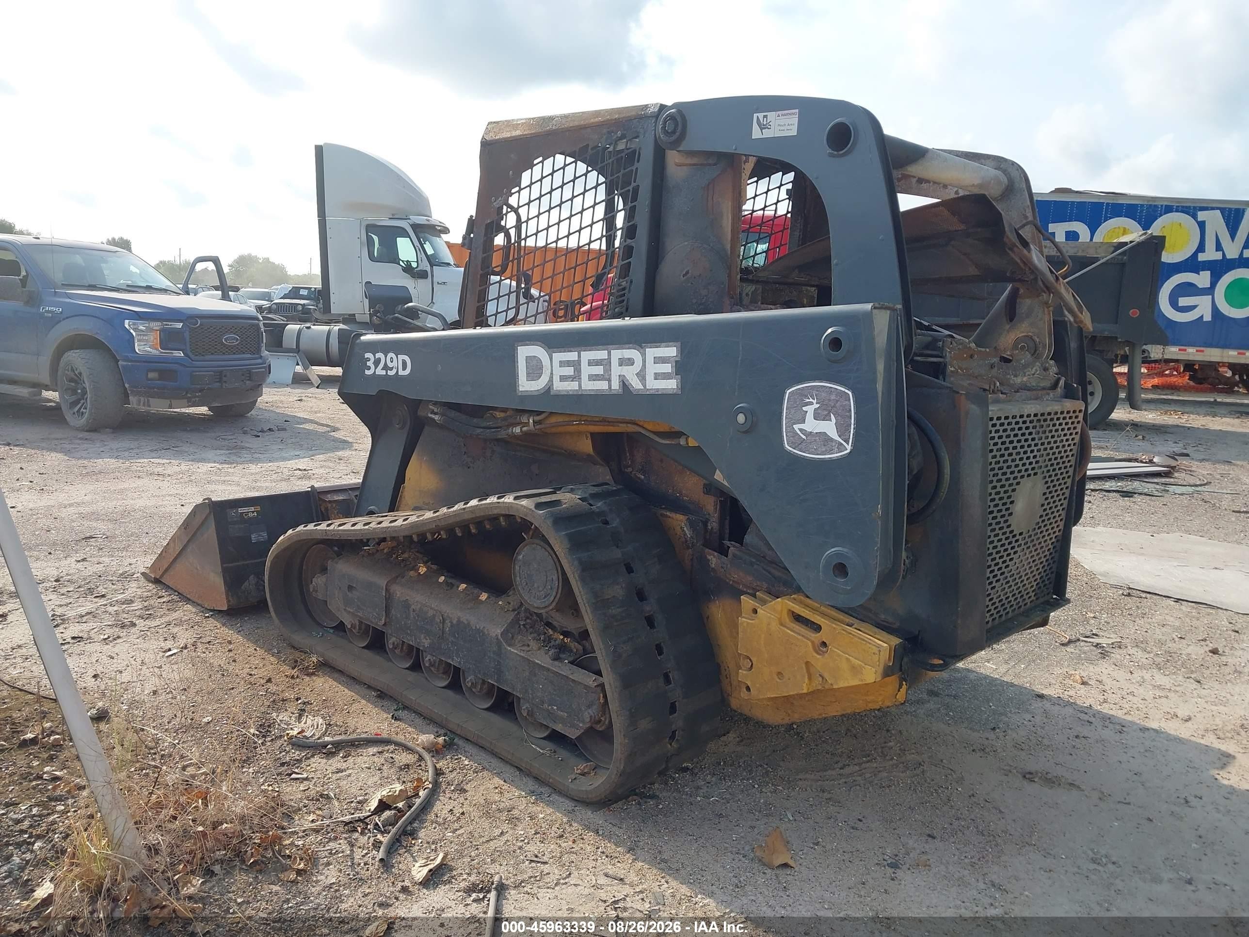 2012 John Deere 329dt Skidsteer VIN 1T0329DMLCD235736 IAAI salvage auction — Burn, Bill Of Sale (Texas), sold $1,225 on 2026-10-07 (photo 3)