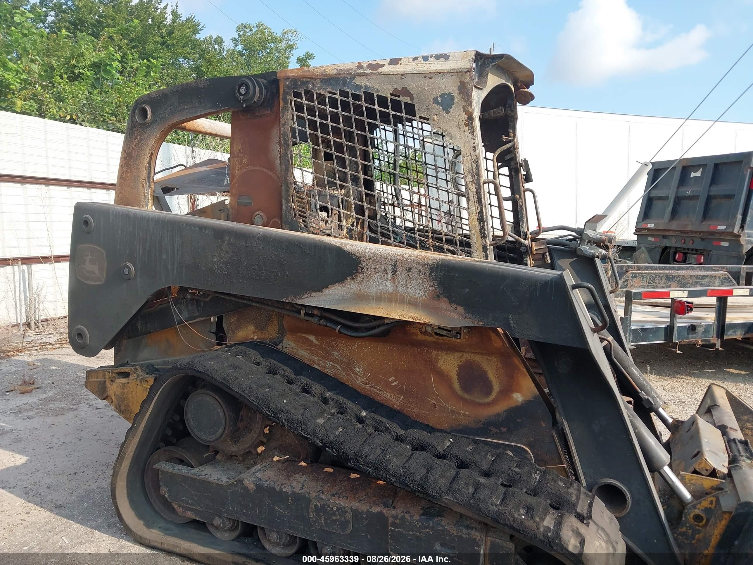 2012 John Deere 329dt Skidsteer VIN 1T0329DMLCD235736 IAAI salvage auction — Burn, Bill Of Sale (Texas), sold $1,225 on 2026-10-07 (photo 6)
