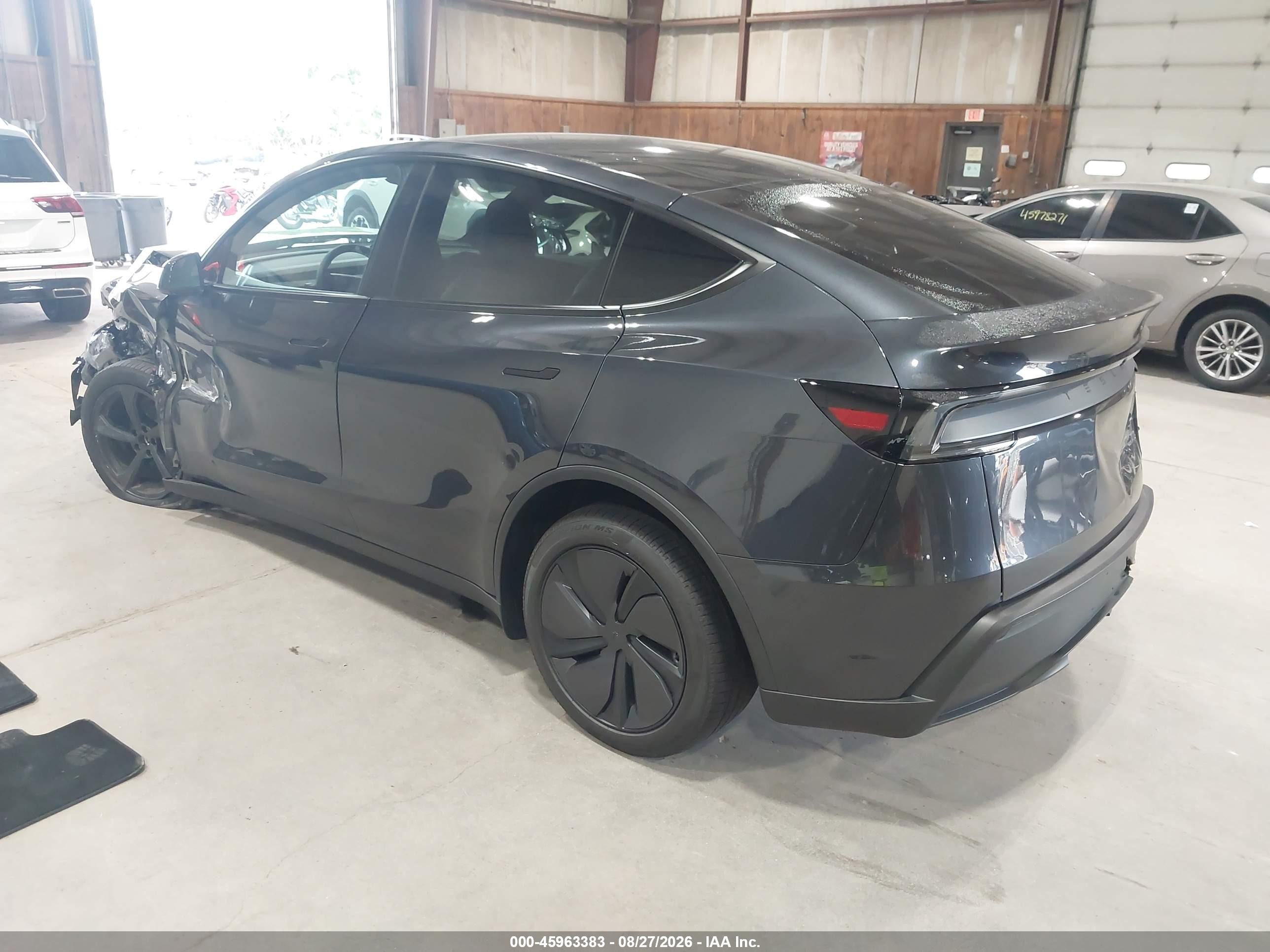 2026 Tesla Model y VIN 7SAYGAEE1TF676118 IAAI salvage auction — Front & Rear, Mv-907A (New York), sold $18,600 on 2026-10-05 (photo 3)