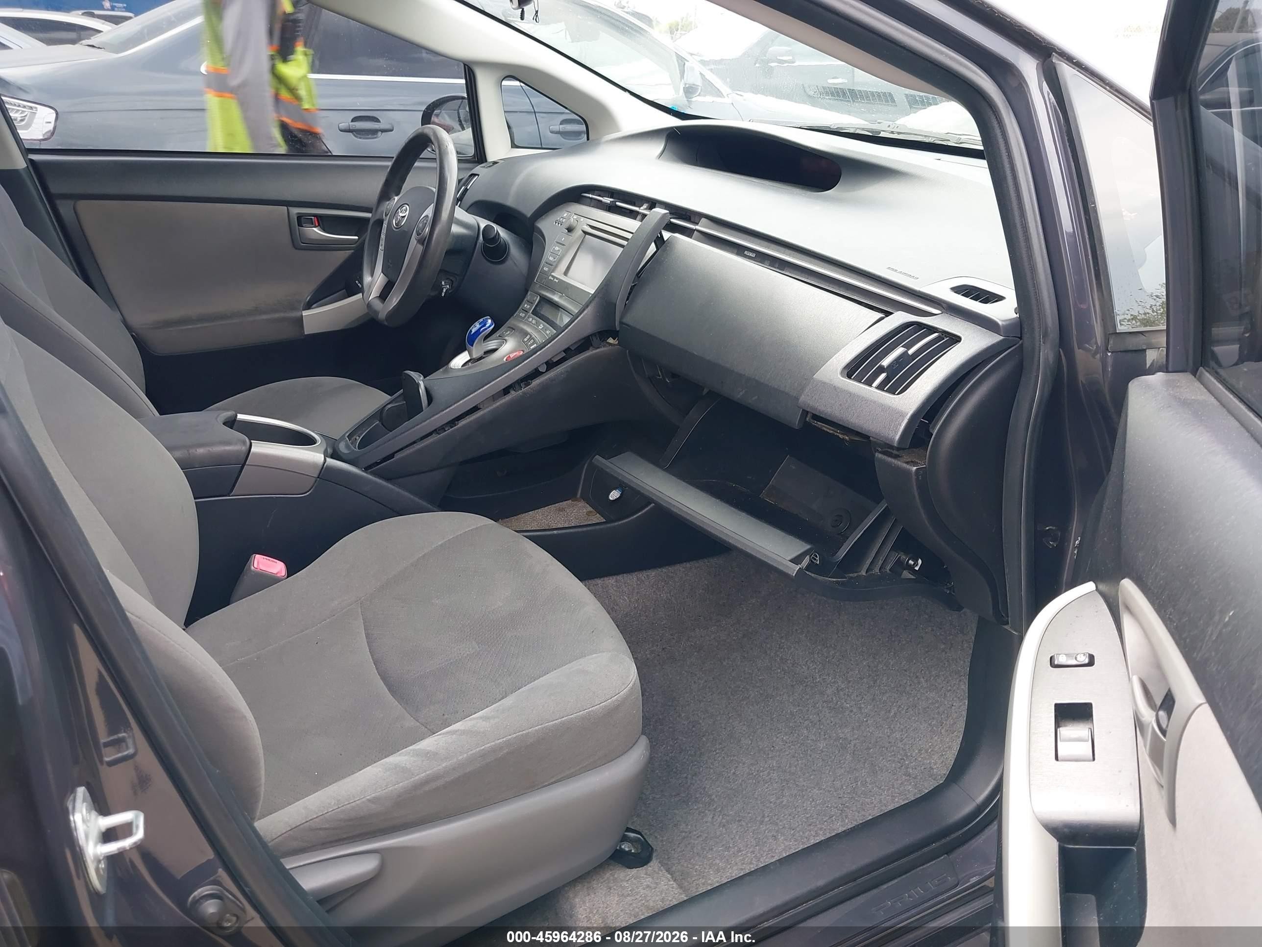 2012 Toyota Prius VIN JTDKN3DU7C5492607 IAAI salvage auction — Rear End, Salvage (California), sold $1,200 on 2026-09-02 (photo 5)