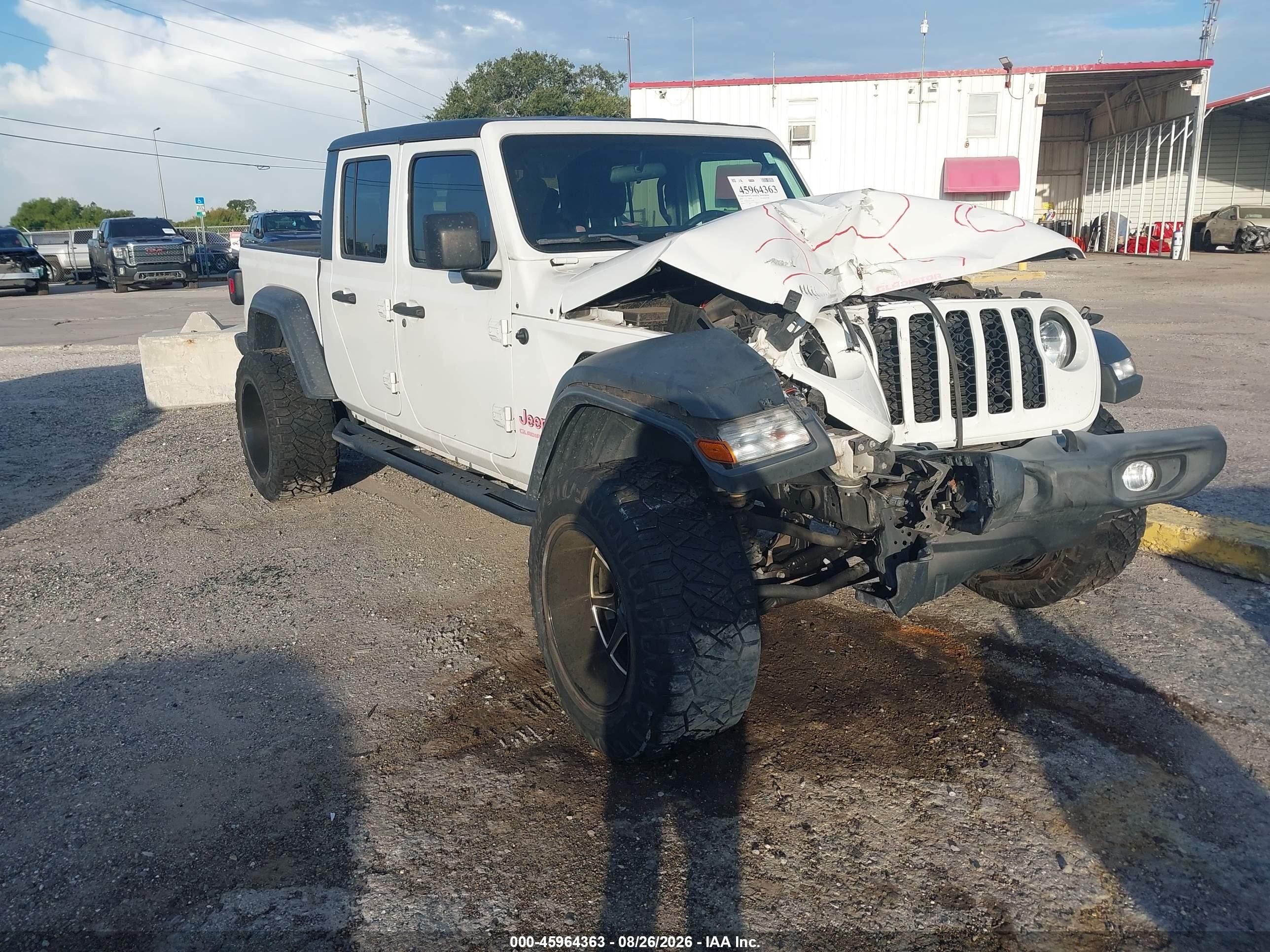 2020 Jeep Gladiator VIN 1C6JJTAG2LL175567 — IAAI salvage auction photo