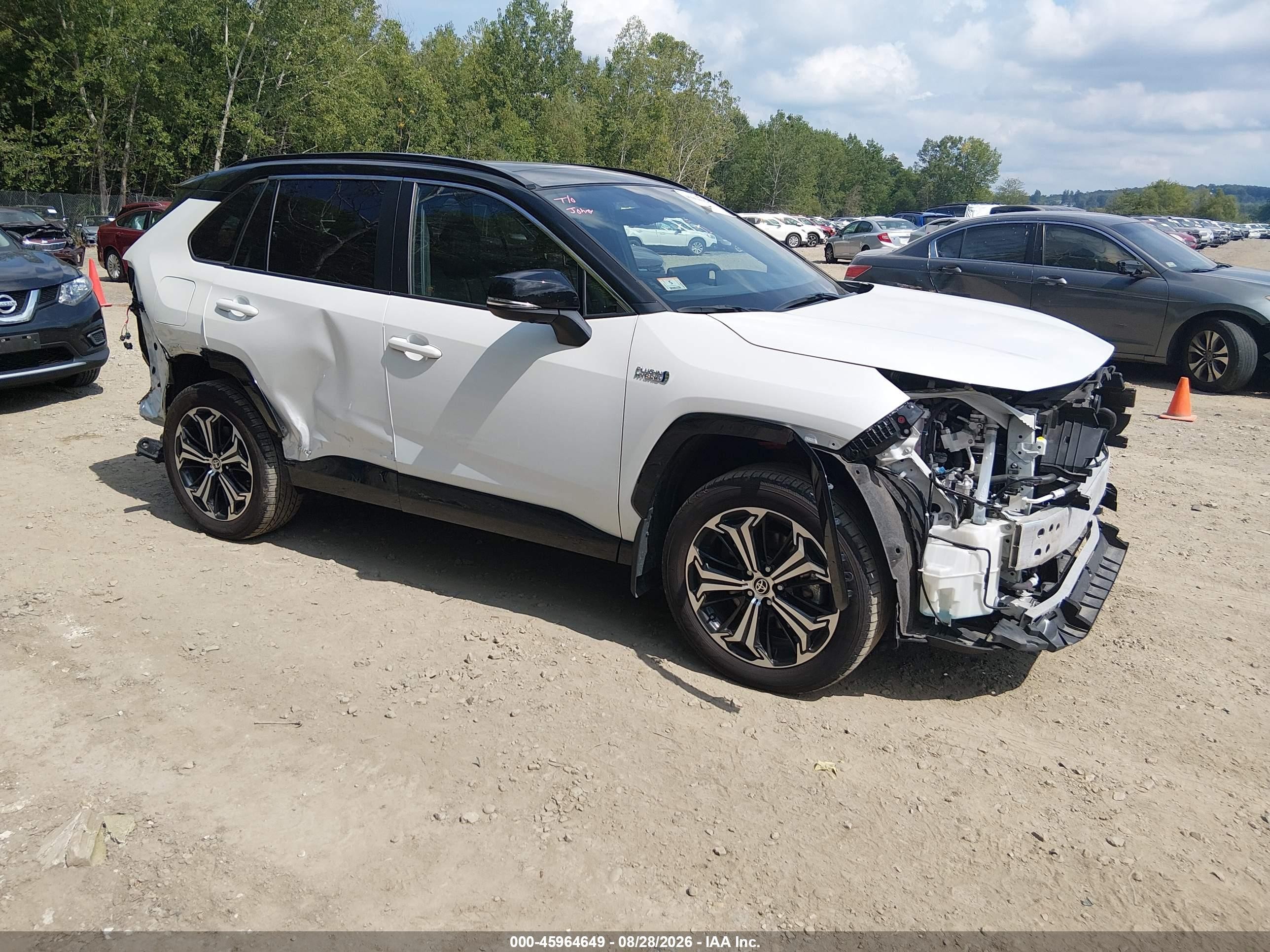 2024 Toyota RAV4 Prime VIN JTMFB3FV4RD197057 — IAAI salvage auction photo