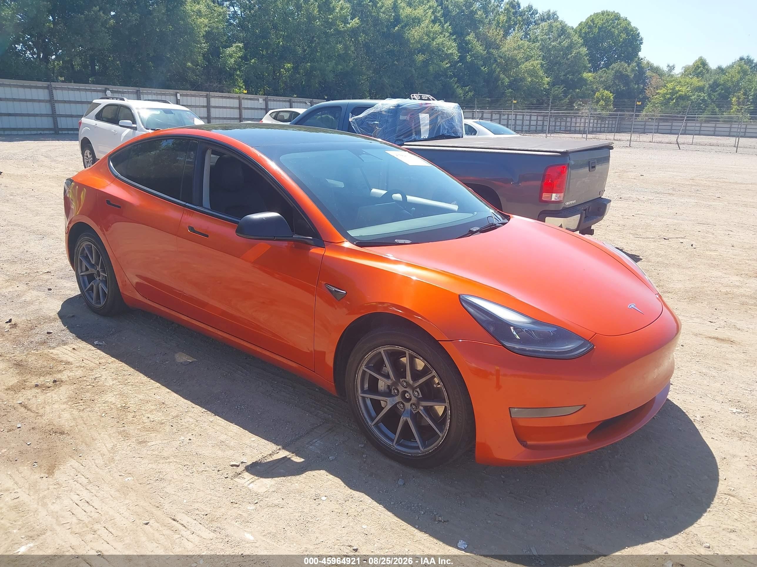 2022 Tesla Model 3 VIN 5YJ3E1EB1NF322699 — IAAI salvage auction photo