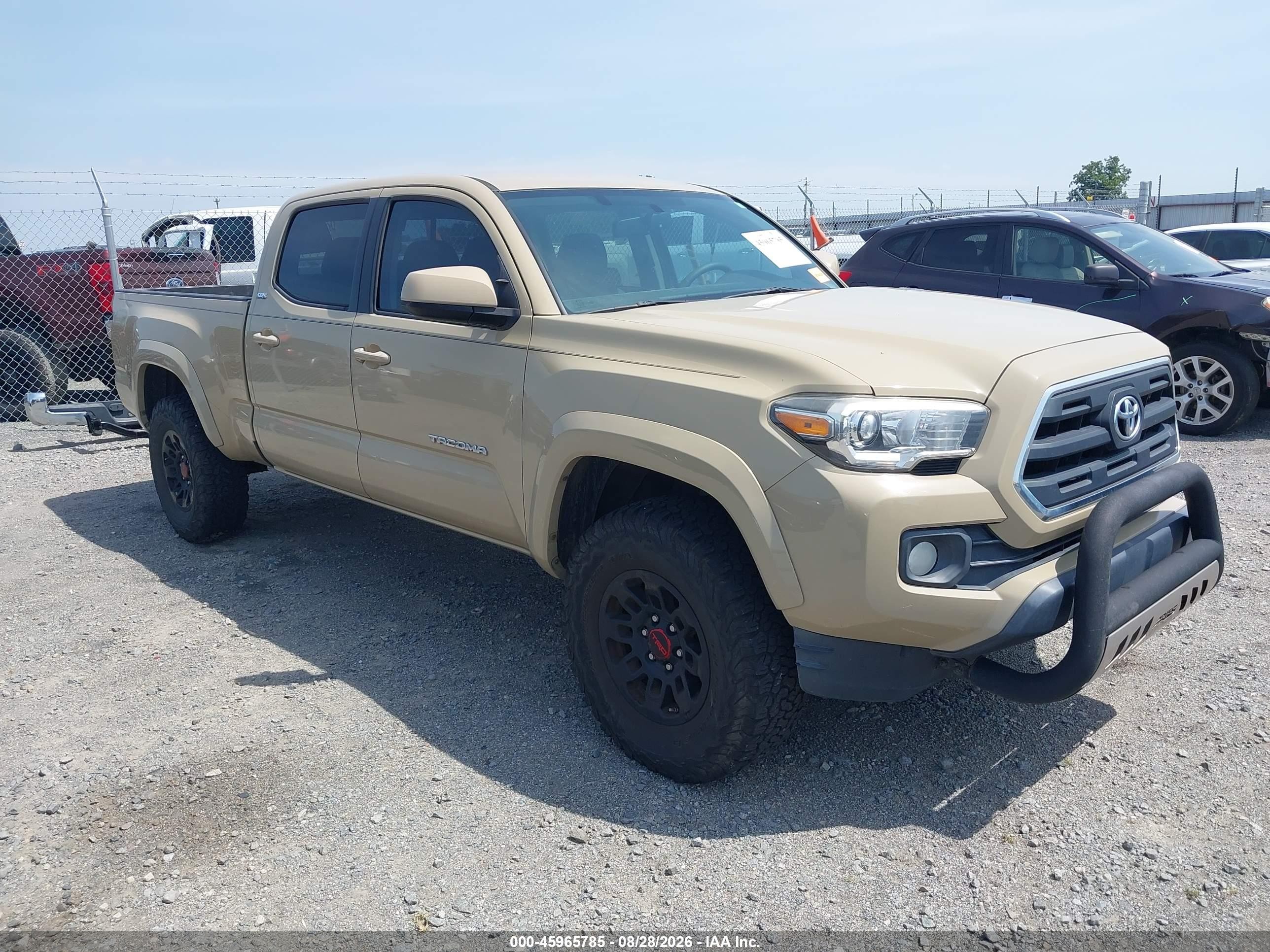 2017 Toyota Tacoma VIN 5TFBZ5DN1HX002361 — IAAI salvage auction photo