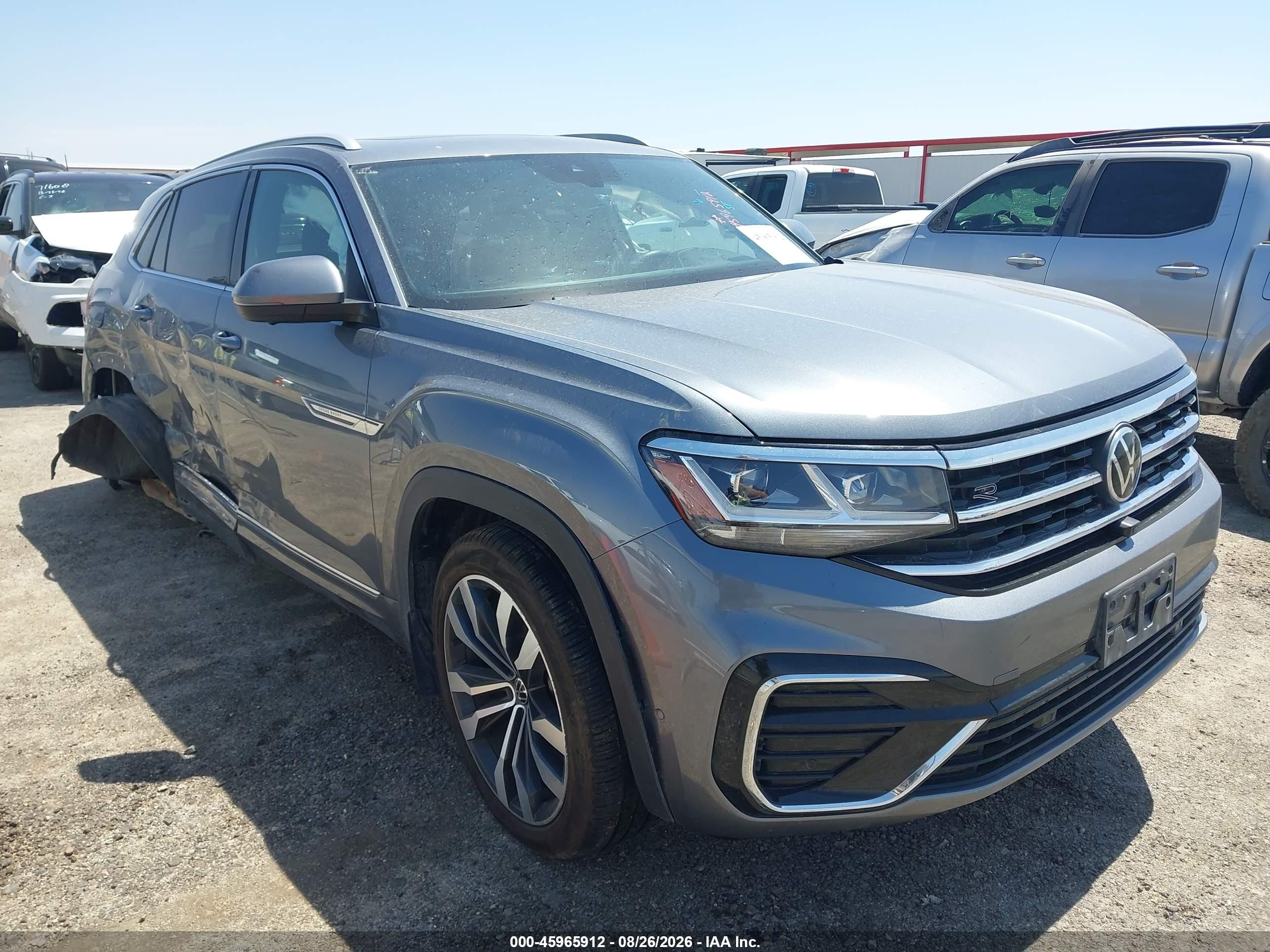 2020 Volkswagen Atlas Cross Sport VIN 1V2TE2CA2LC222376 — IAAI salvage auction photo