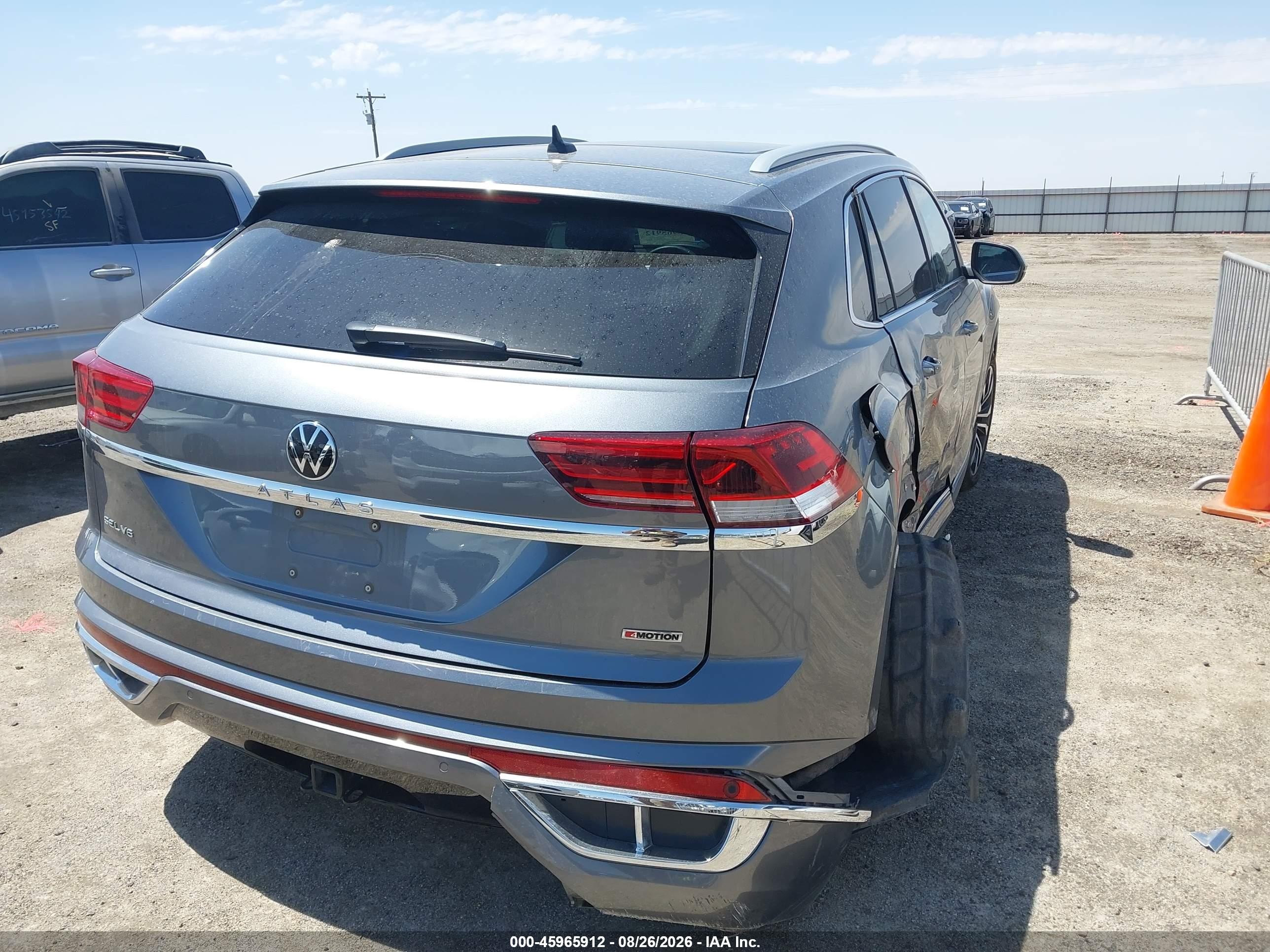 2020 Volkswagen Atlas cross sport VIN 1V2TE2CA2LC222376 IAAI salvage auction — Rear End, Salvage (Texas), sold $7,300 on 2026-09-25 (photo 4)