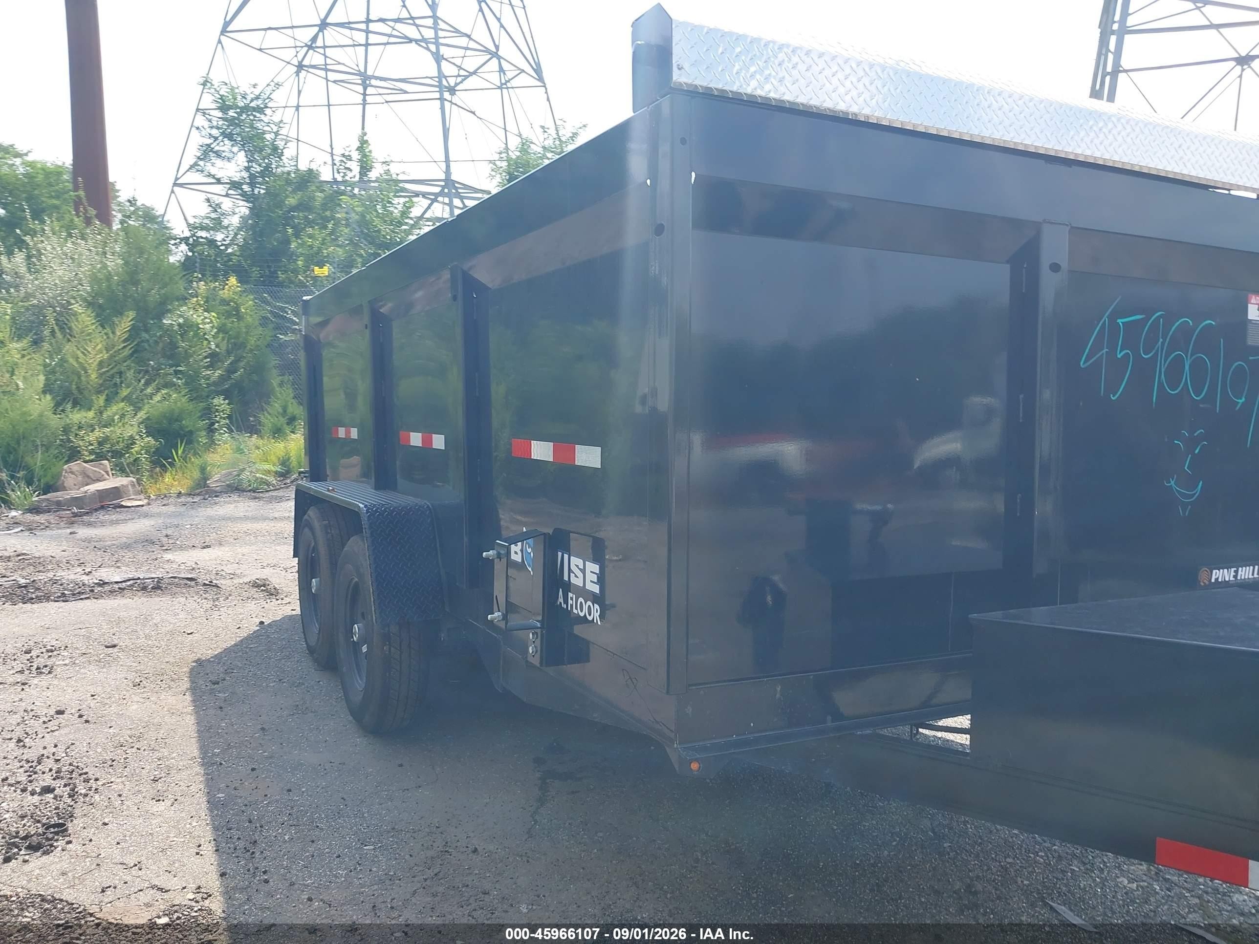 2027 Bwise 14' Dump Trailer VIN 58CB1DC21VC001010 — IAAI salvage auction photo