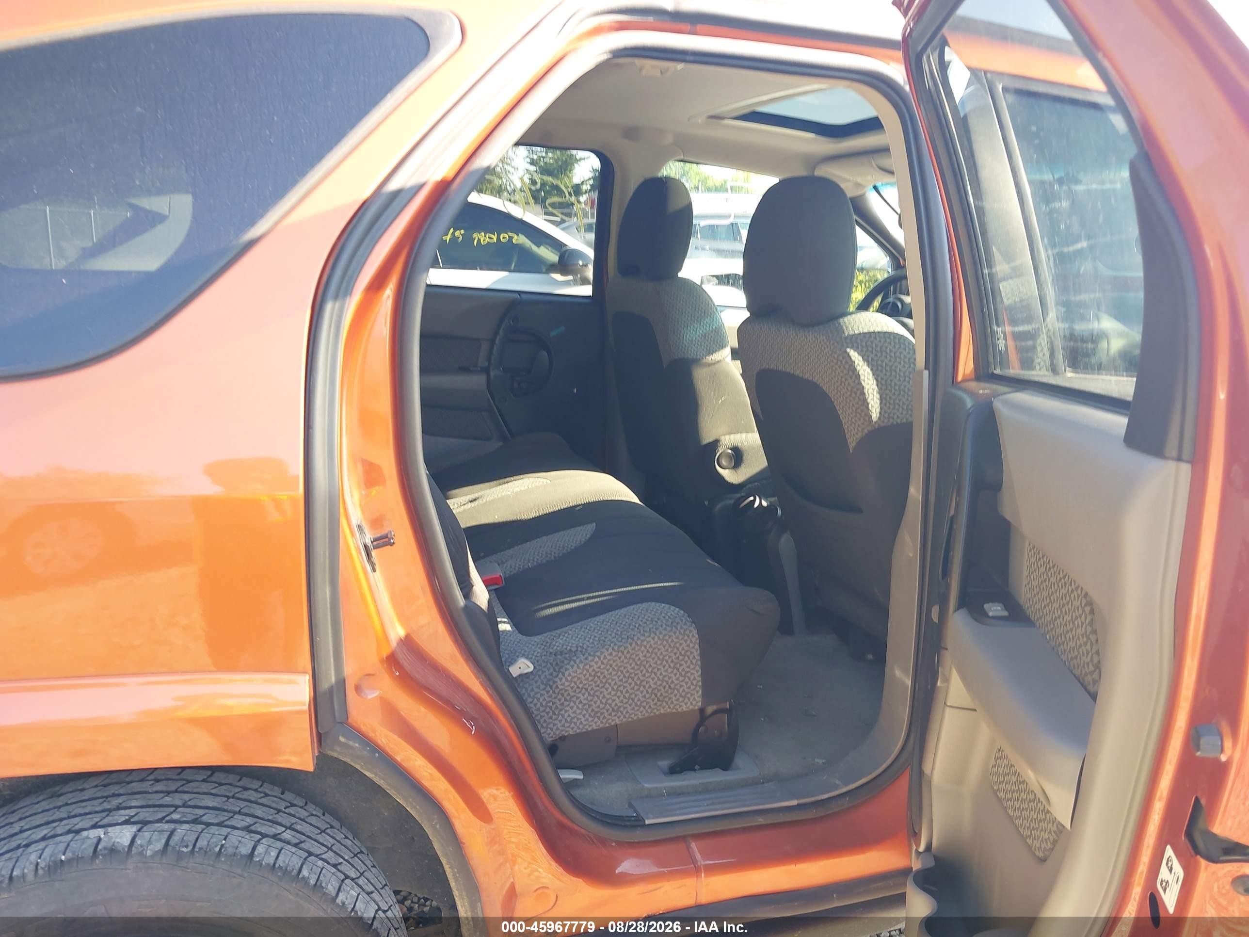 2004 Pontiac Aztek VIN 3G7DA03E04S524137 IAAI salvage auction — Front End, Salvage (Ohio), sold $325 on 2026-09-10 (photo 8)
