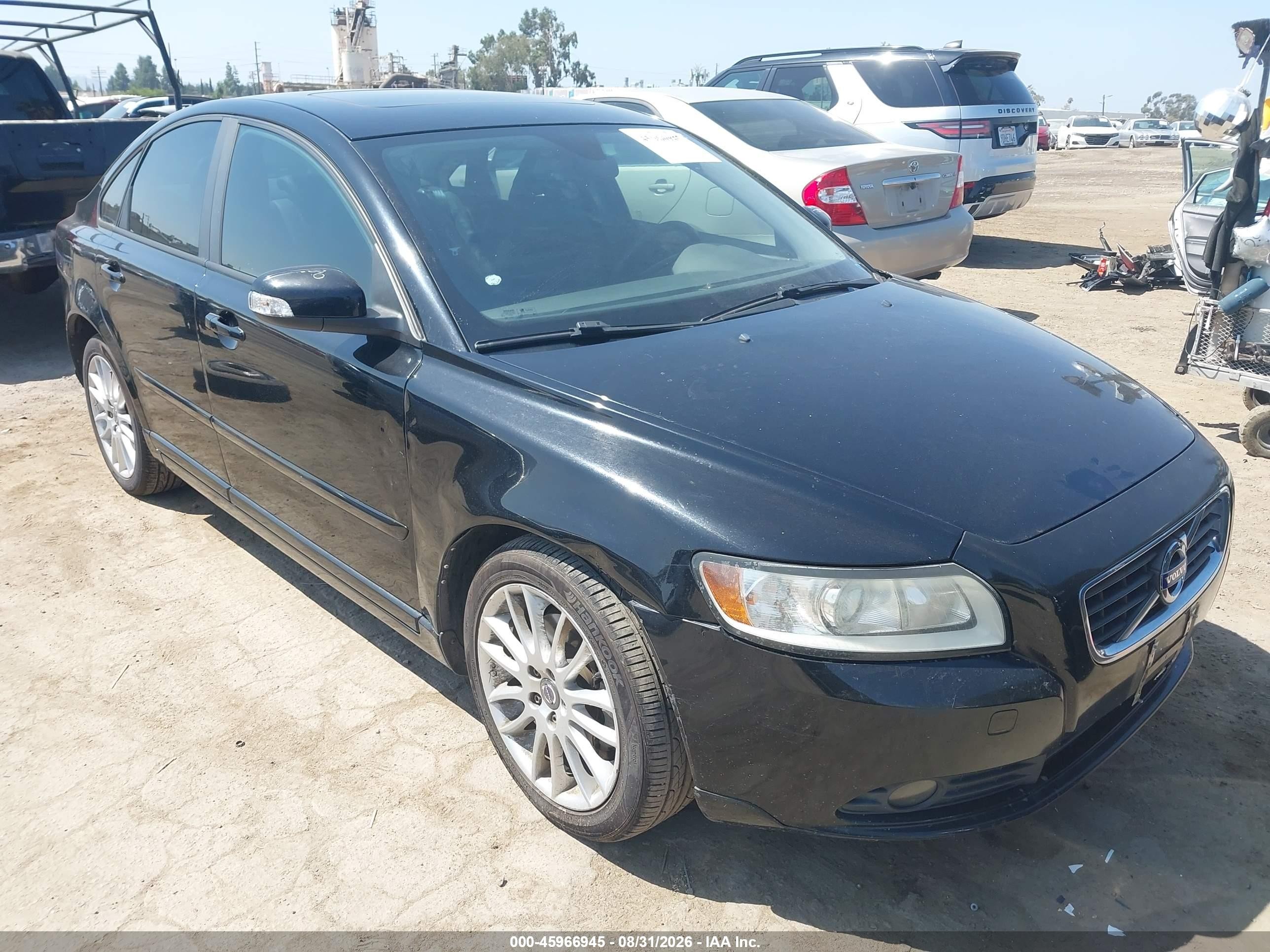 2011 Volvo S40 VIN YV1672MS7B2542372 IAAI salvage auction — Side, Salvage (California), sold $850 on 2026-09-14 (photo 1)