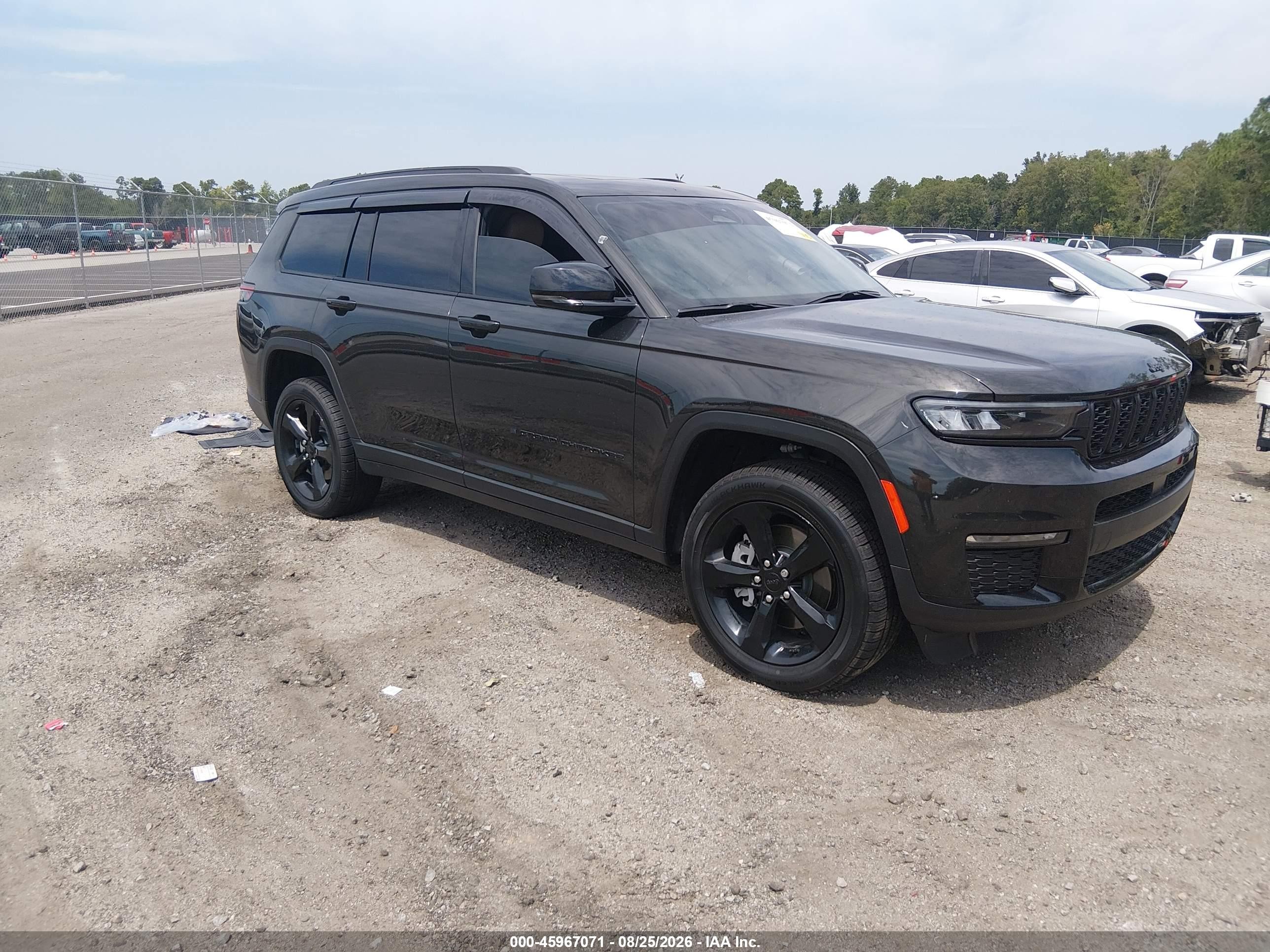 2024 Jeep Grand Cherokee L VIN 1C4RJJBG1R8525863 — IAAI salvage auction photo