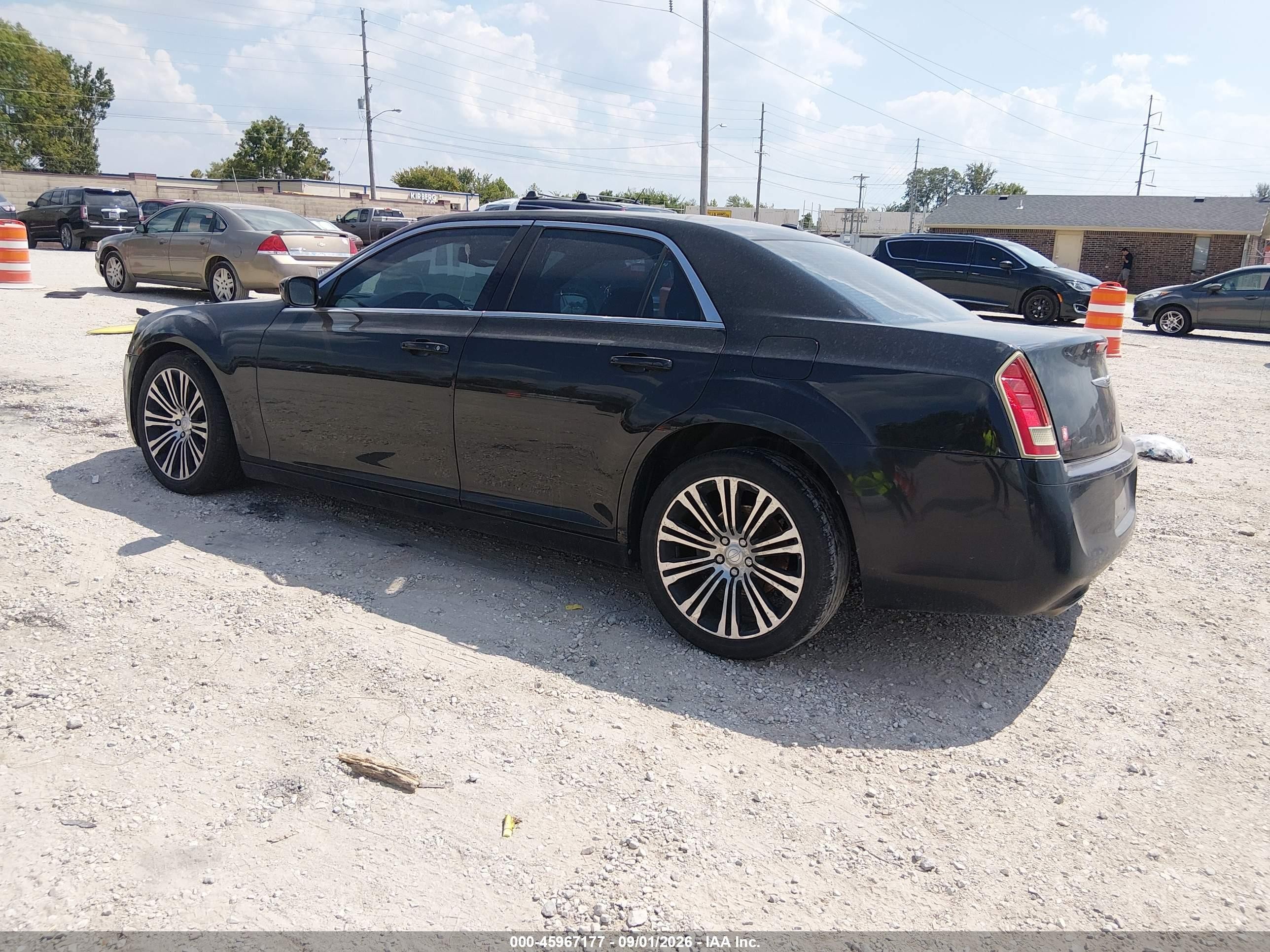 2012 Chrysler 300 VIN 2C3CCABG4CH157264 IAAI salvage auction — Normal Wear, Clear (Missouri), sold $875 on 2026-09-10 (photo 3)